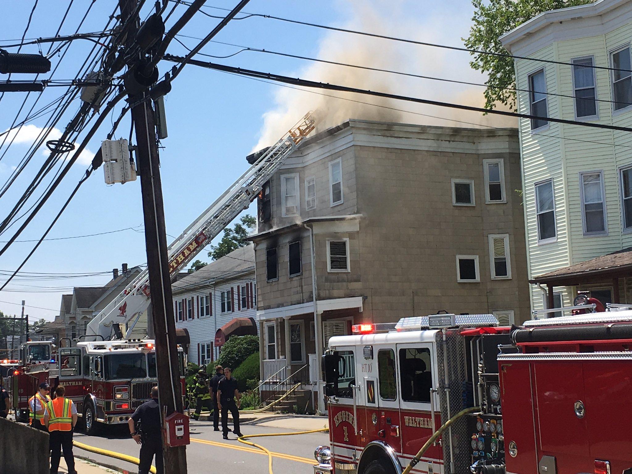3alarm fire breaks out at Waltham apartments The Boston Globe