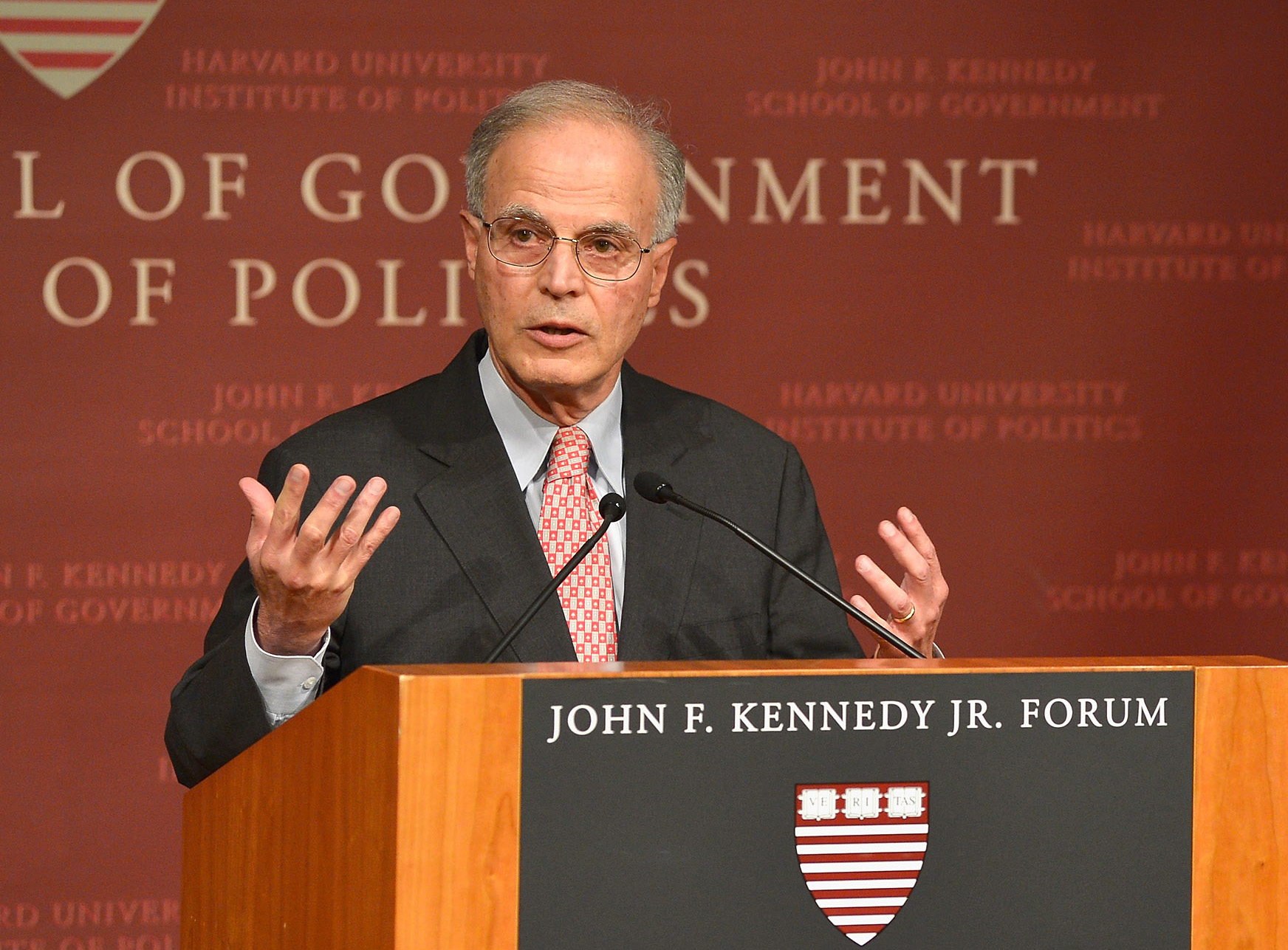 Jorge Dominguez at the Harvard University JFK School of Government John F. Kennedy Jr. Forum Institute of Politics.