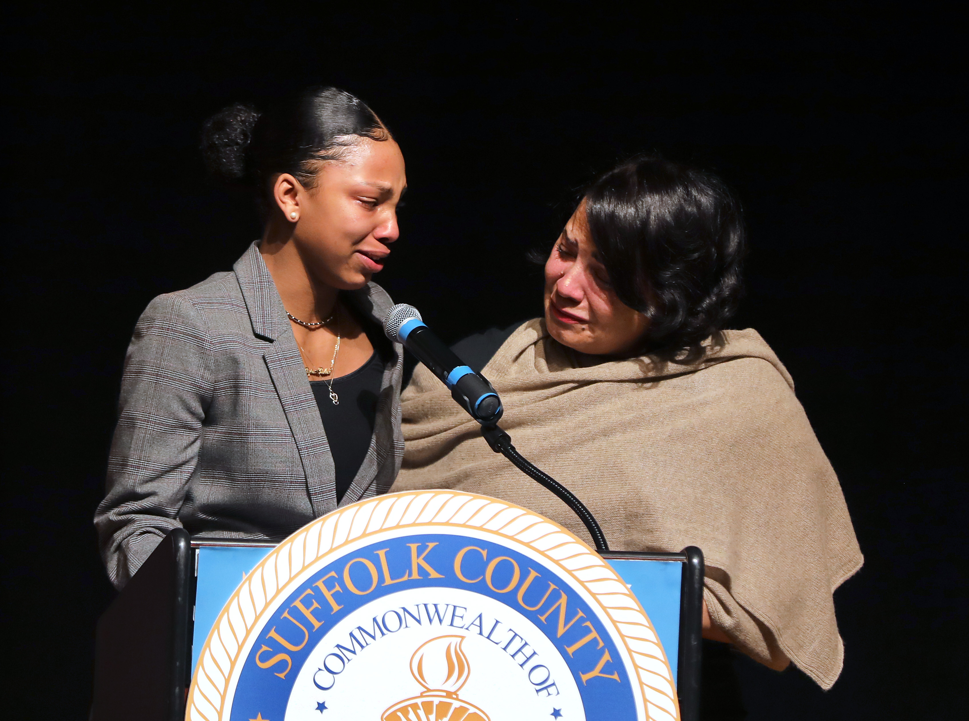 Rachael Rollins steadied her 14-year-old daughter Peyton Rollins, who broke down trying to introduce her mom at her swearing in.