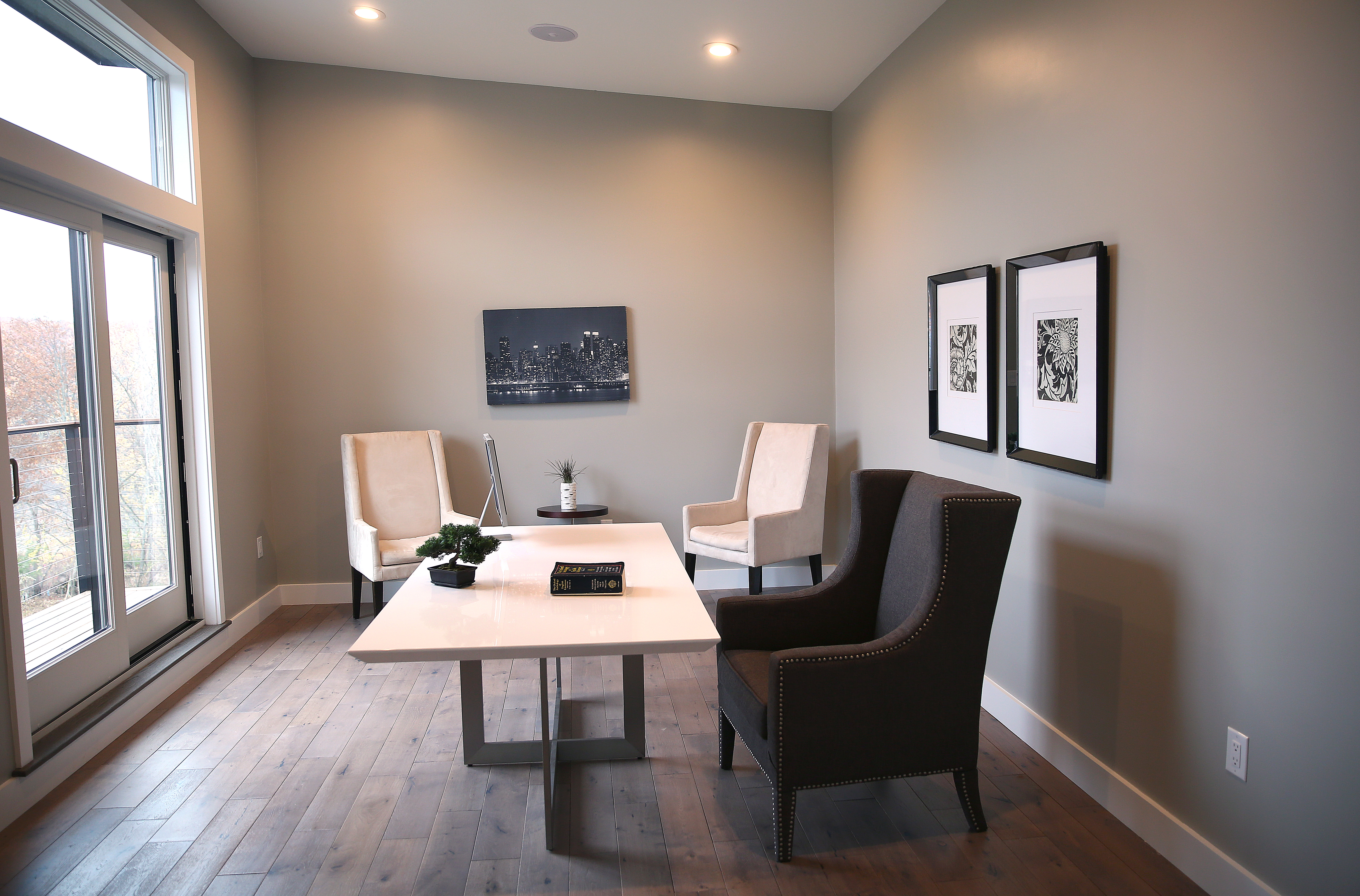 The master also has an office with its own deck and a sitting room (not pictured).