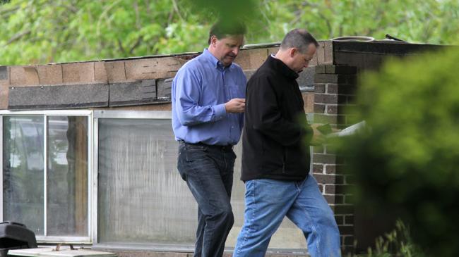 On the scene were Anthony Amore (blue shirt), security director of the Gardner museum, and Brian Kelly, then assistant US attorney.
