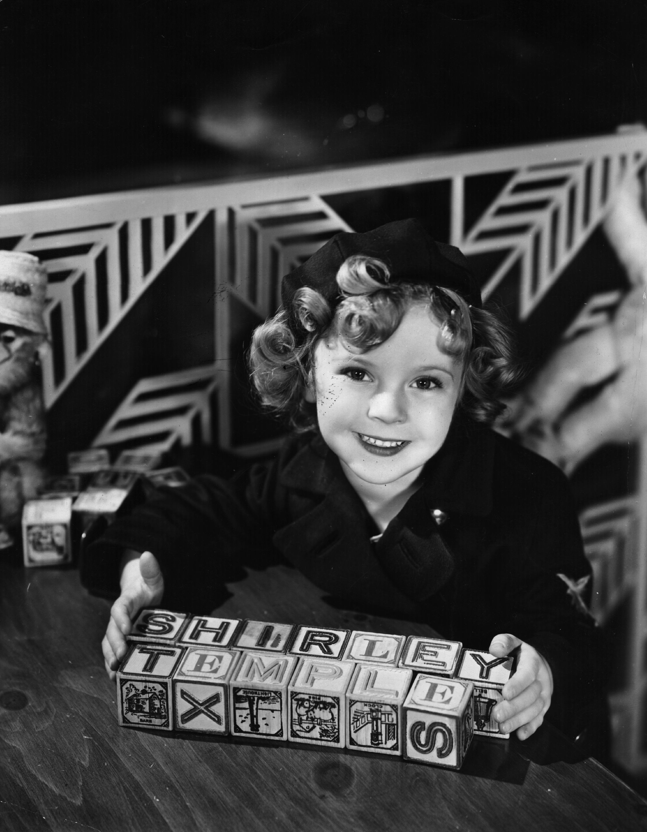 Shirley Temple Black, iconic child star, dies at 85 - The Boston Globe