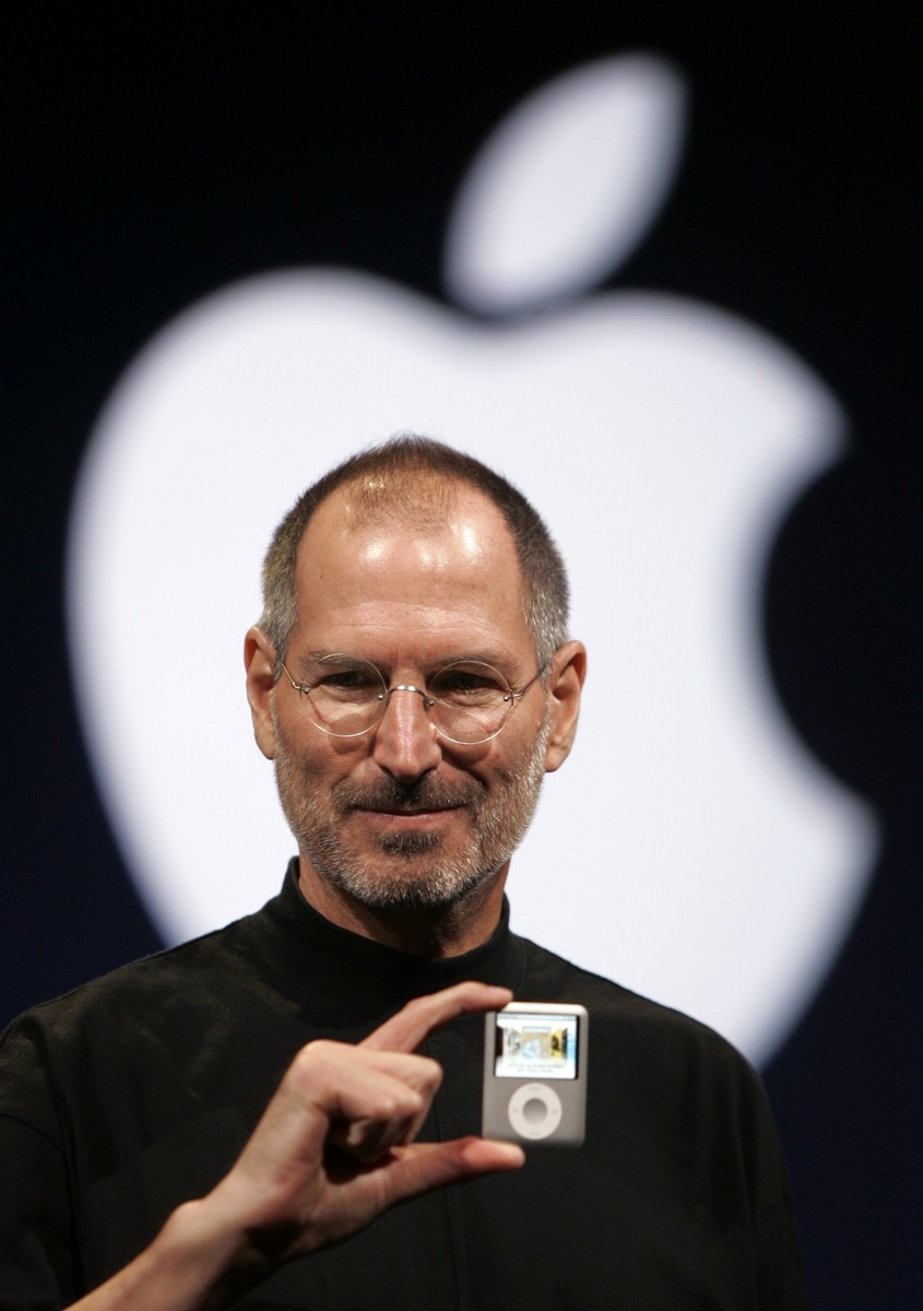 Steve Jobs' by Walter Isaacson - The Boston Globe