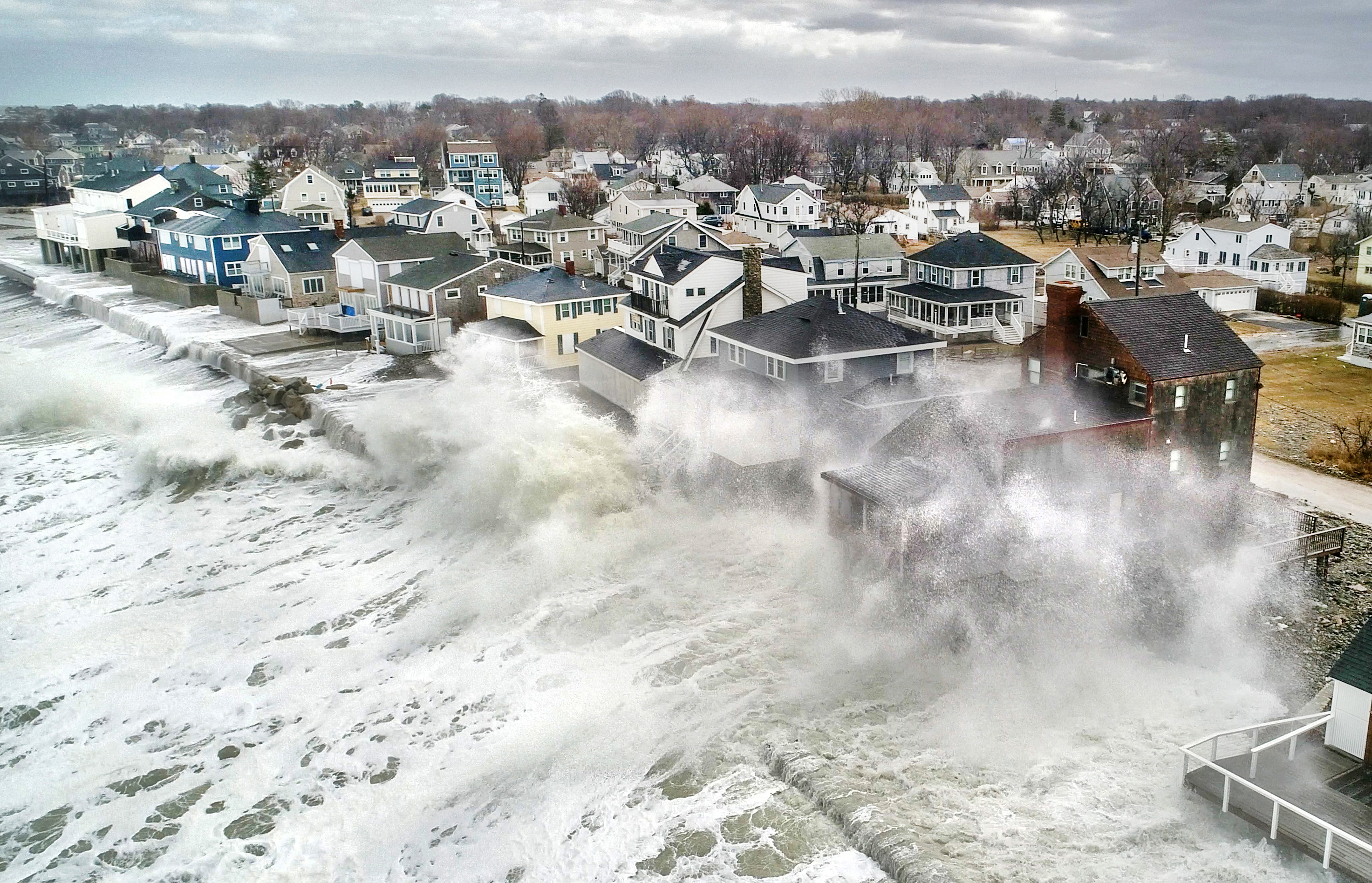 Watch drone footage of waves crashing into Scituate homes on Monday - The  Boston Globe