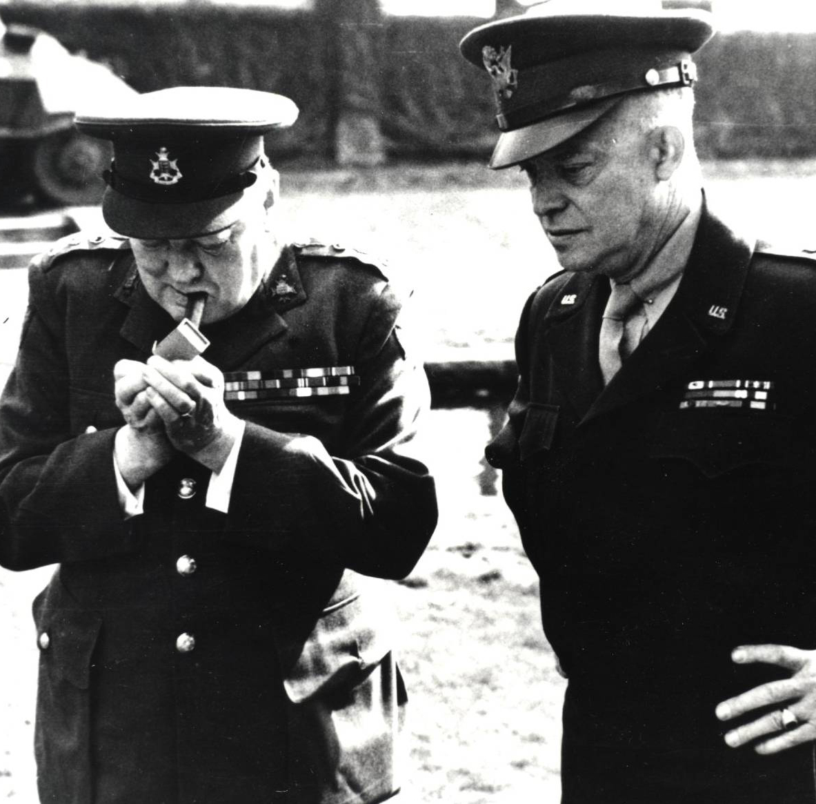 Carlo D’Este’s seven books about World War II includes biographies about Churchill and Eisenhower.