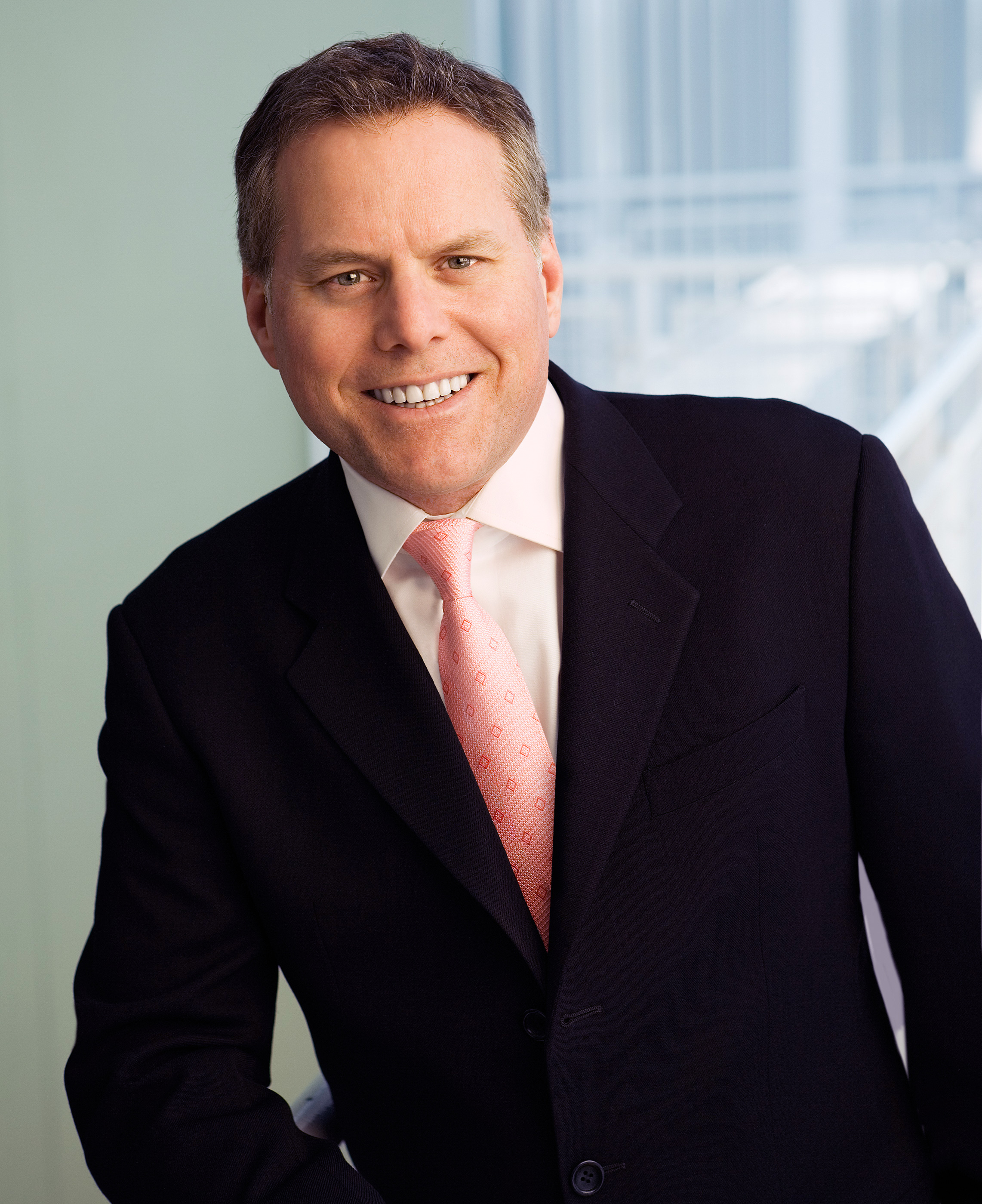 Media CEOs are the highest-paid US executives - The Boston Globe