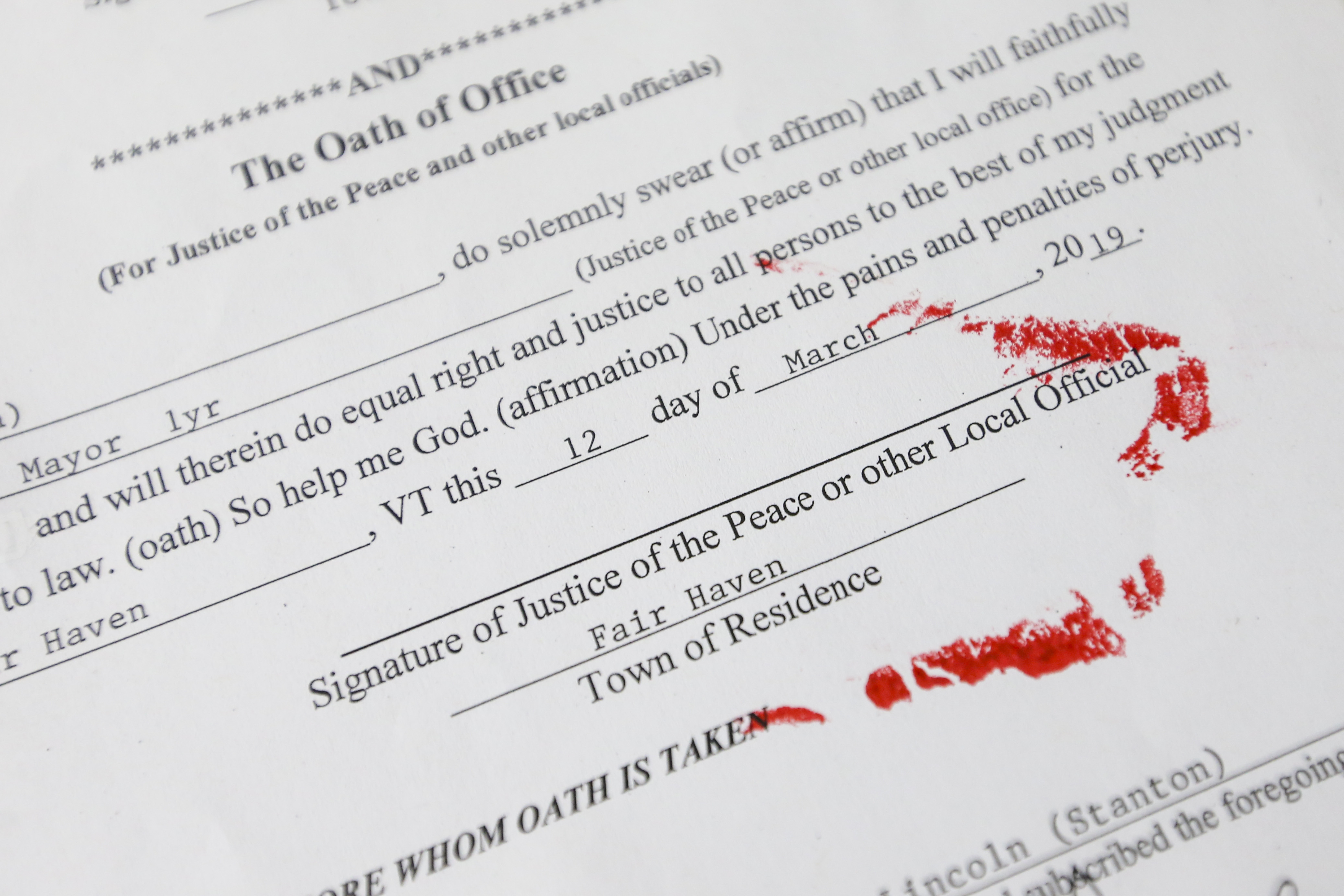 Lincoln’s hoof-print signature adorns the oath of office.