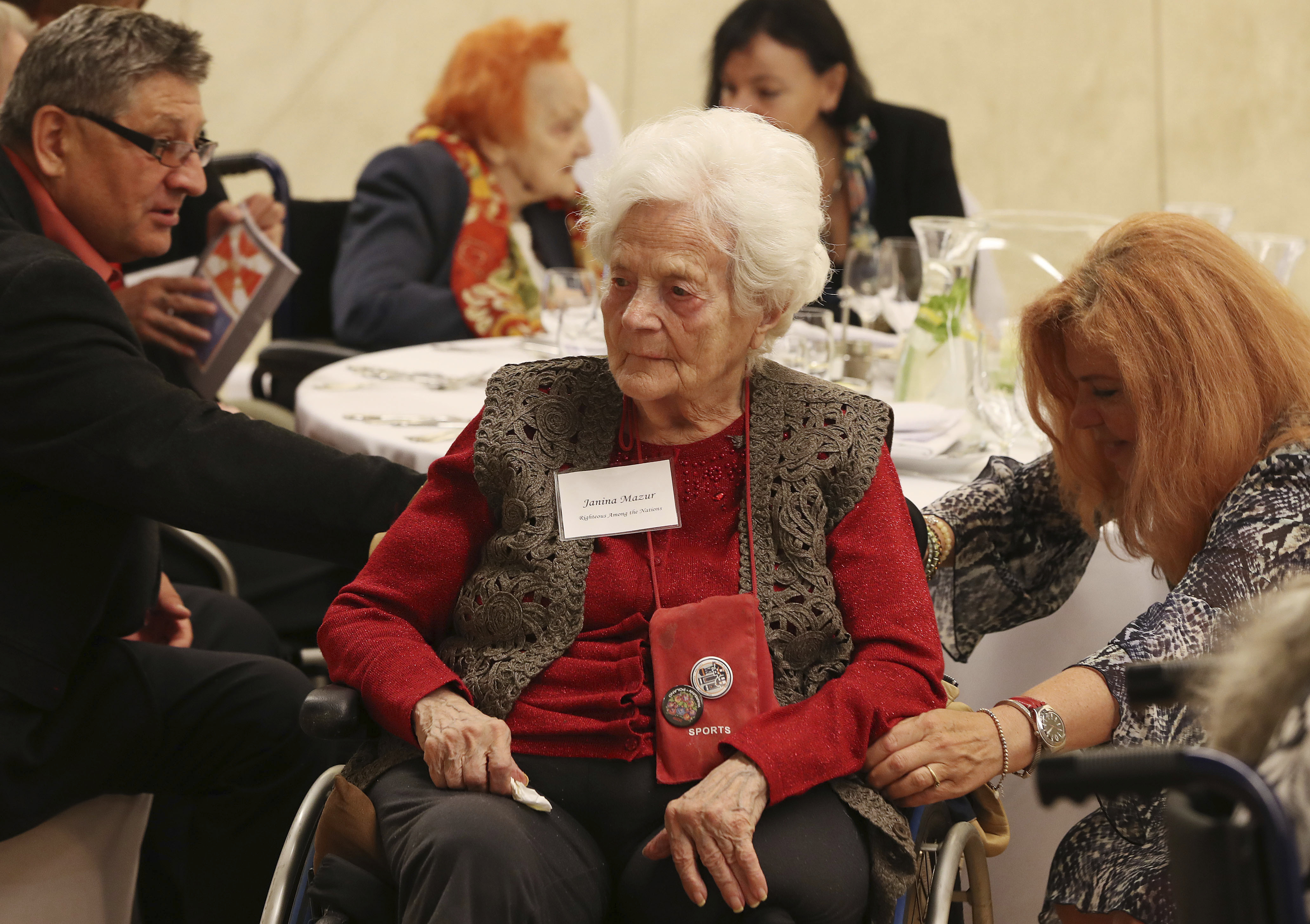 Poles Who Saved Jews During Holocaust Honored In Warsaw The