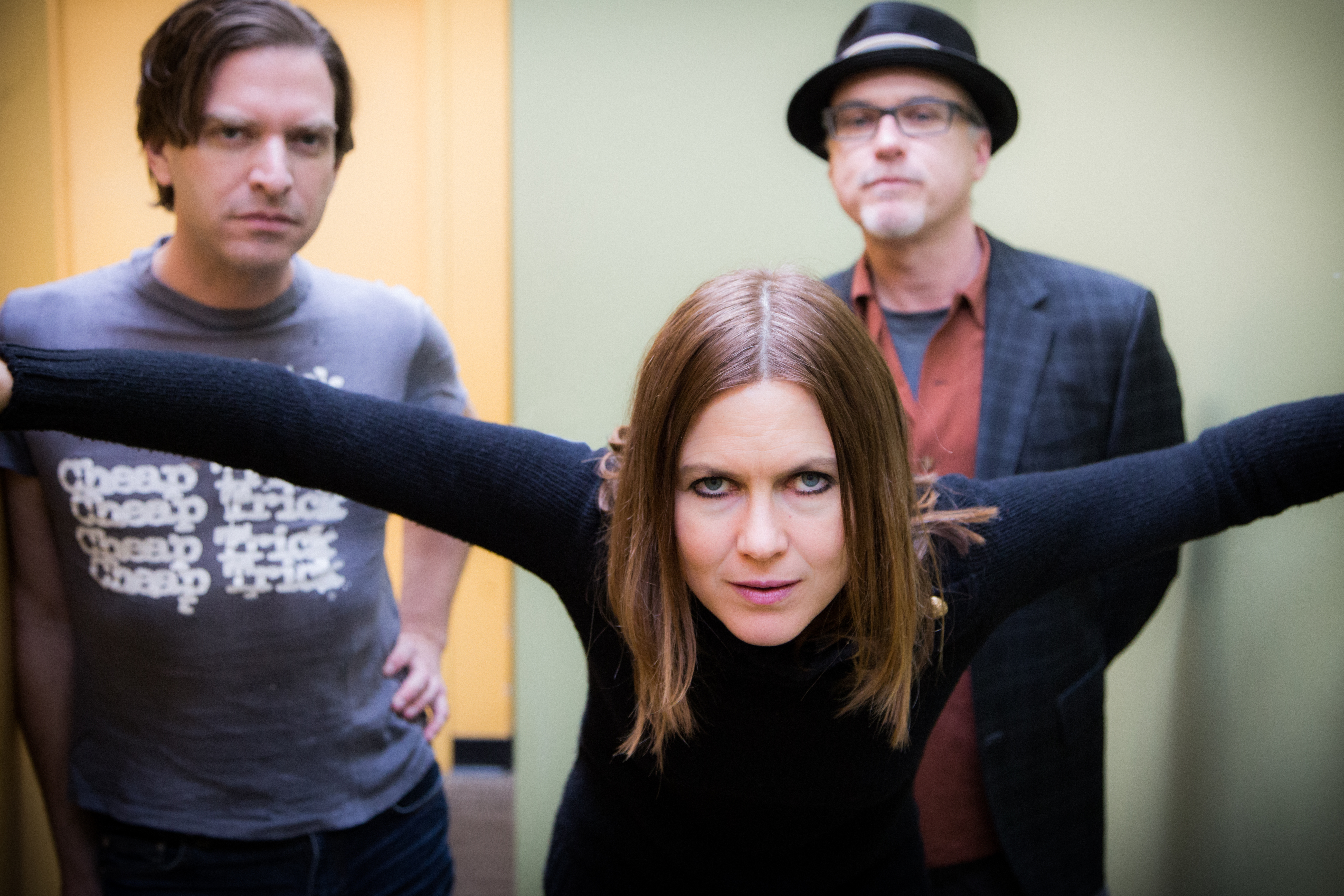 Juliana Hatfield Three, 'Whatever, My Love' - The Boston Globe