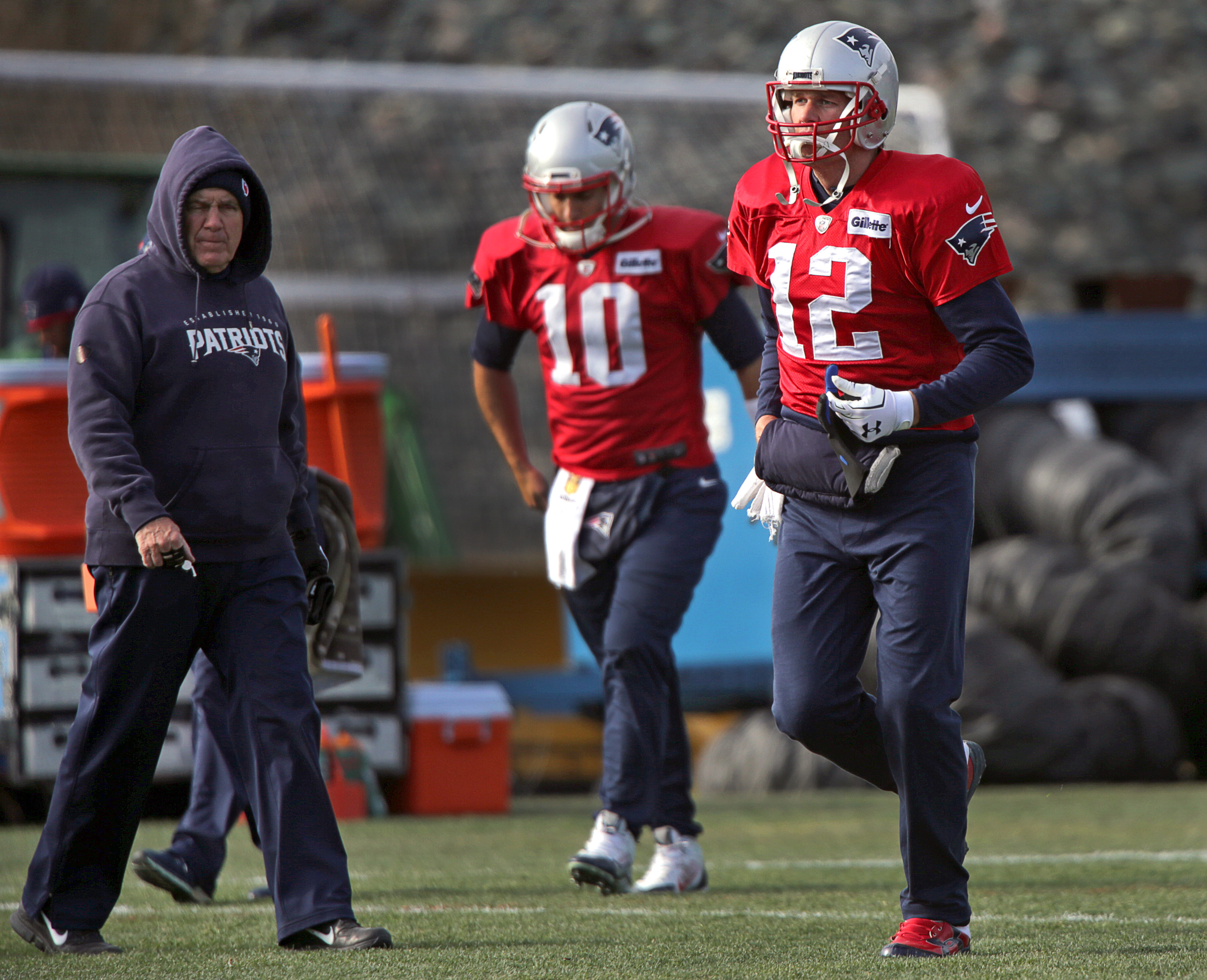 Bill Belichick (left) and the Patriots face the Chiefs on Saturday in Foxborough.