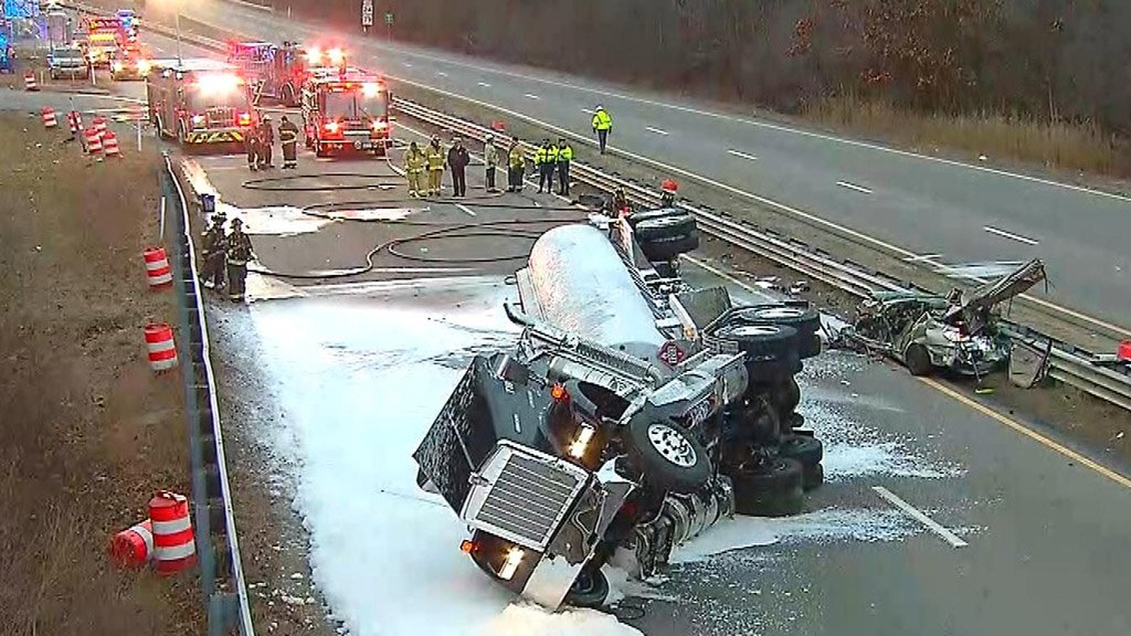 Fatal tanker crash shuts down Route 24 in Fall River for hours; southbound side reopened The