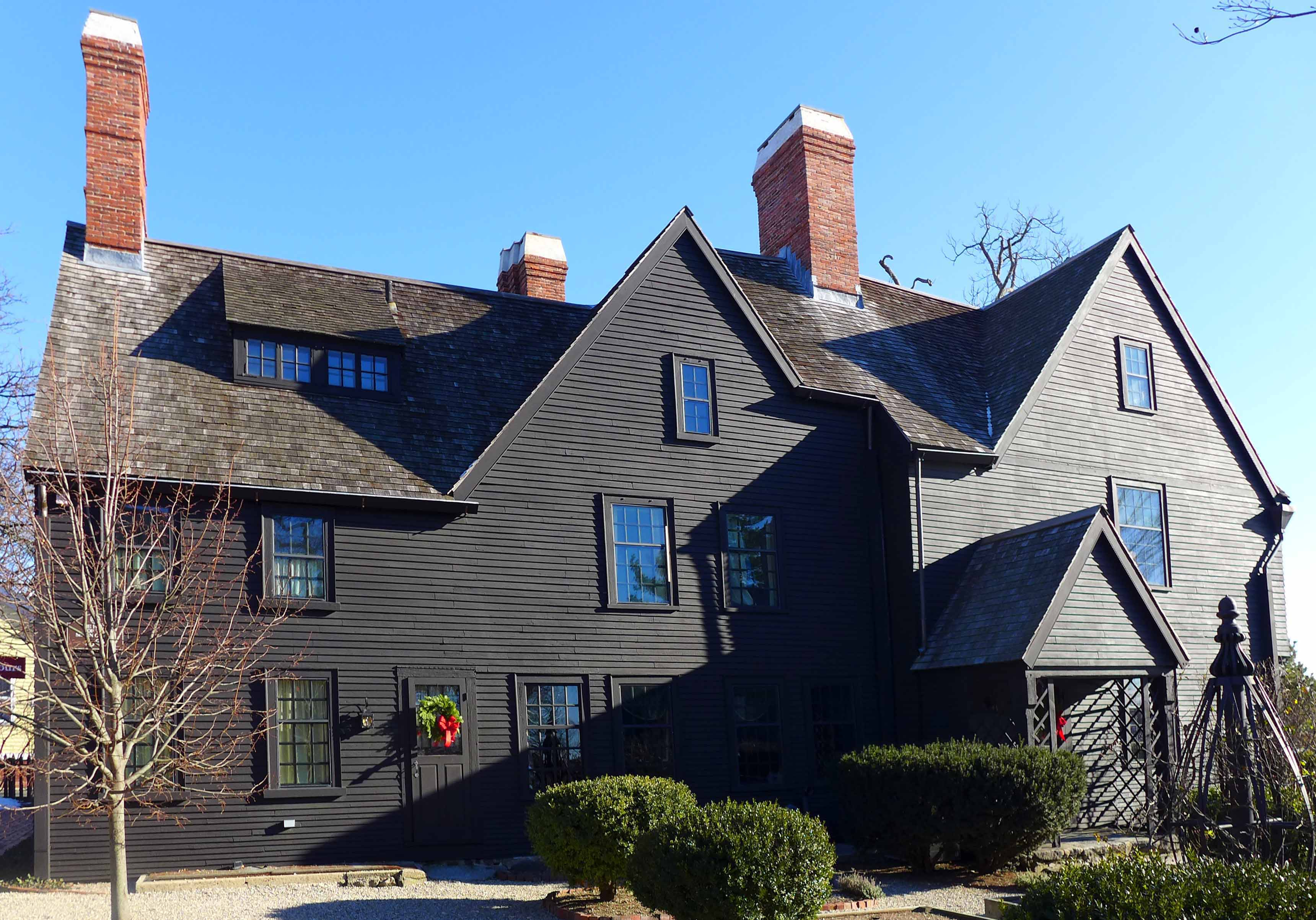 The House of the Seven Gables: Built in 1668 for Captain John Turner near his wharf, it became famous in Nathaniel Hawthorne’s novel. It remained in the family for generations, undergoing many renovations.