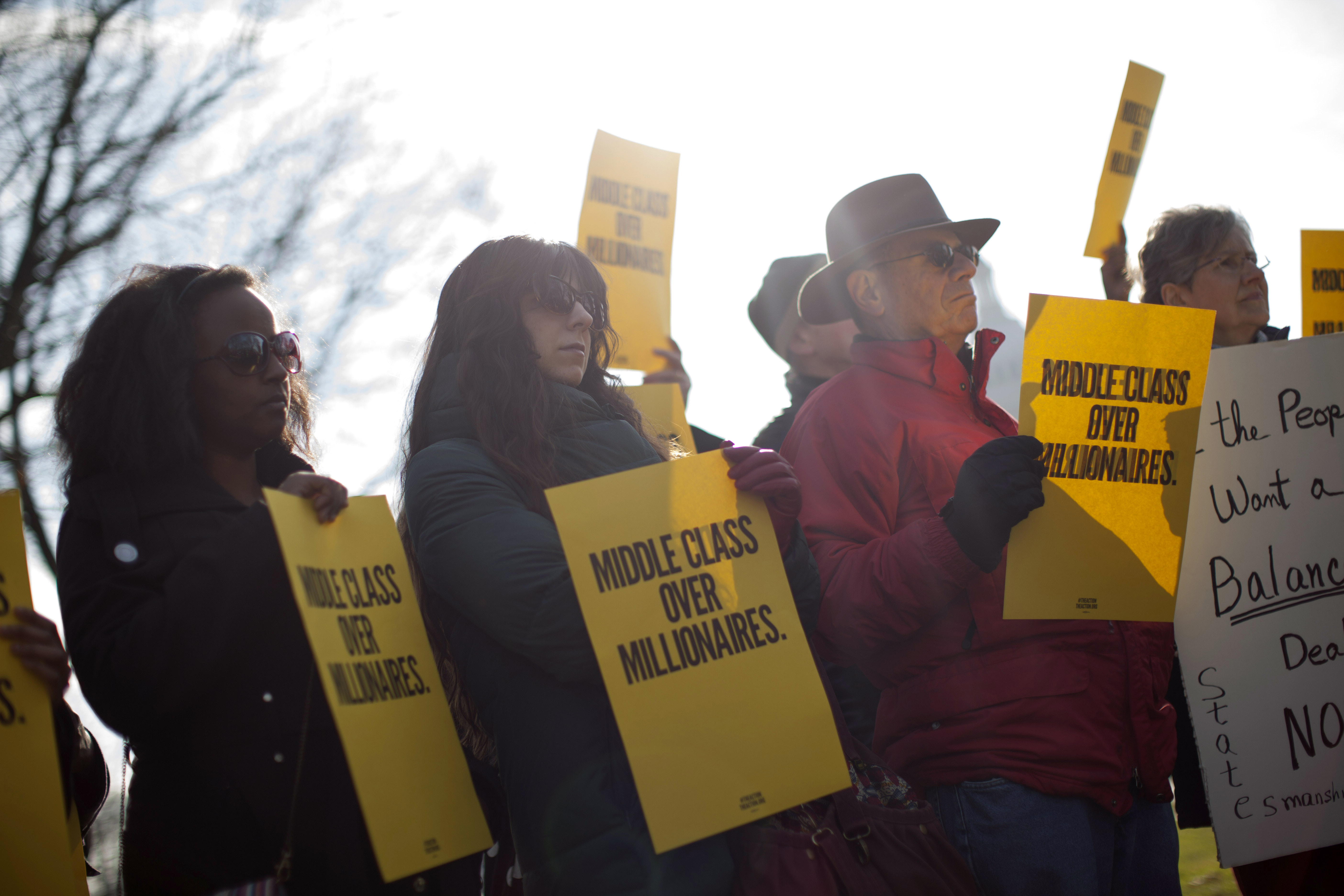 Six Books Examine The Decline Of The American Middle Class The Boston 