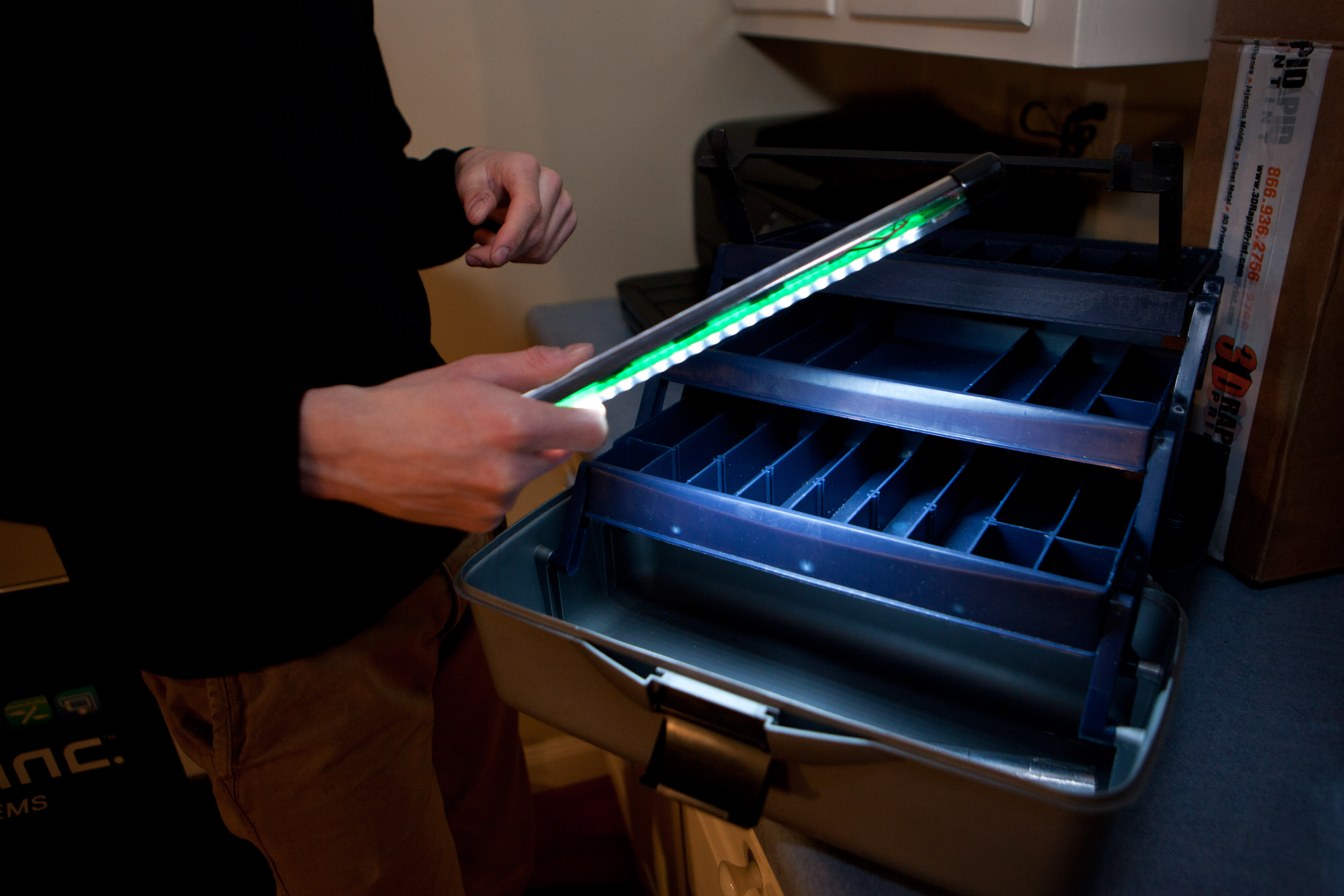 The ProGlo+ features a detachable, waterproof LED light.