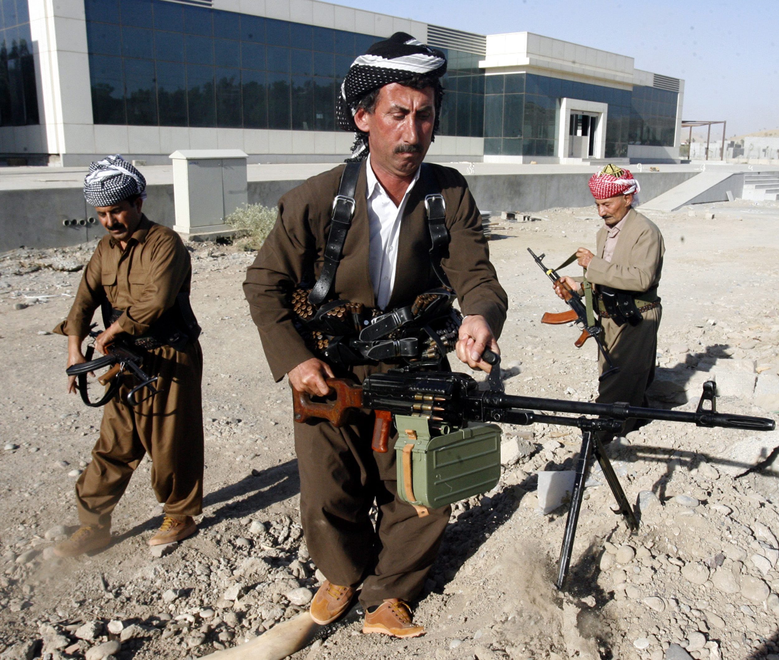 Kurdish Peshmerga fighters took up position near Mosul on Sunday.