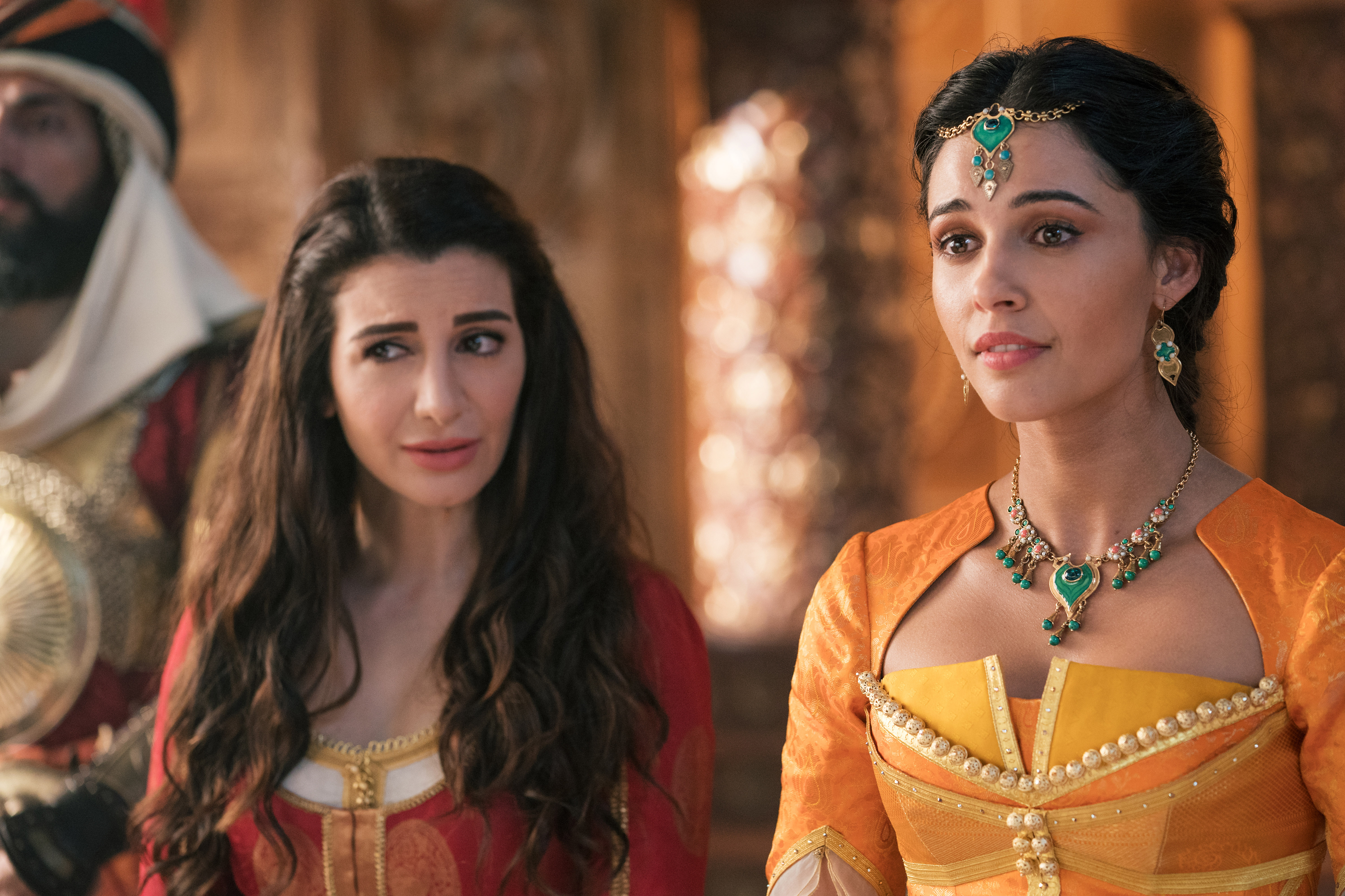 Nasim Pedrad as Dalia and Naomi Scott as Jasmine.