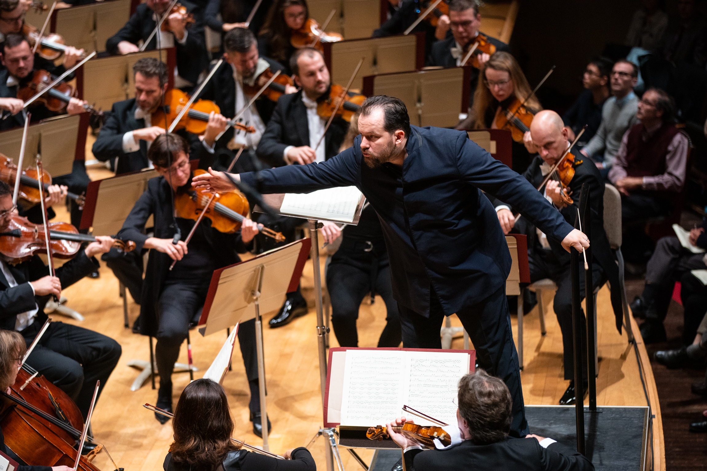 Andris Nelsons leads the Gewandhaus Orchestra at Boston's Symphony Hall. (Robert Torres)