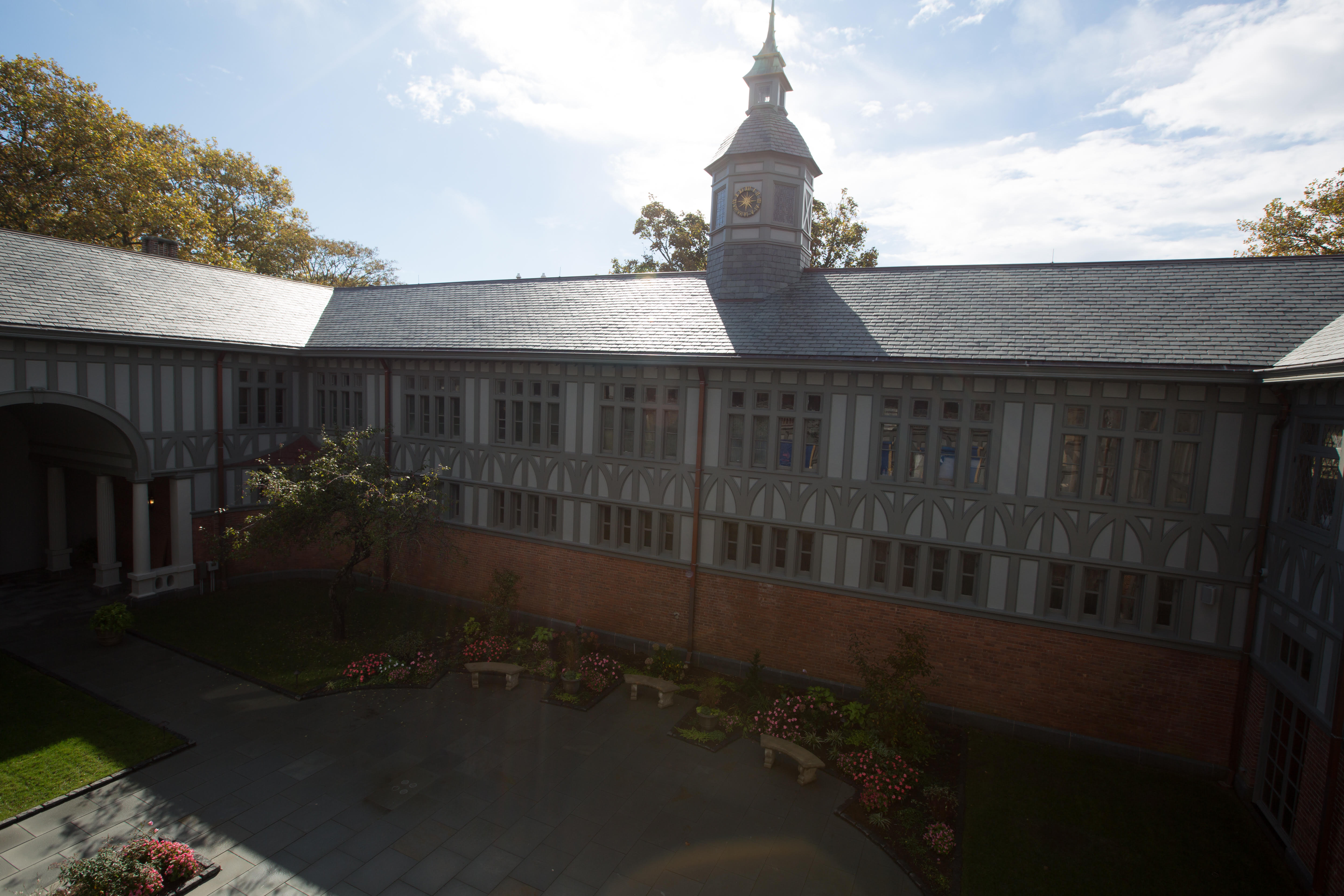 The courtyard of Belcourt of Newport.