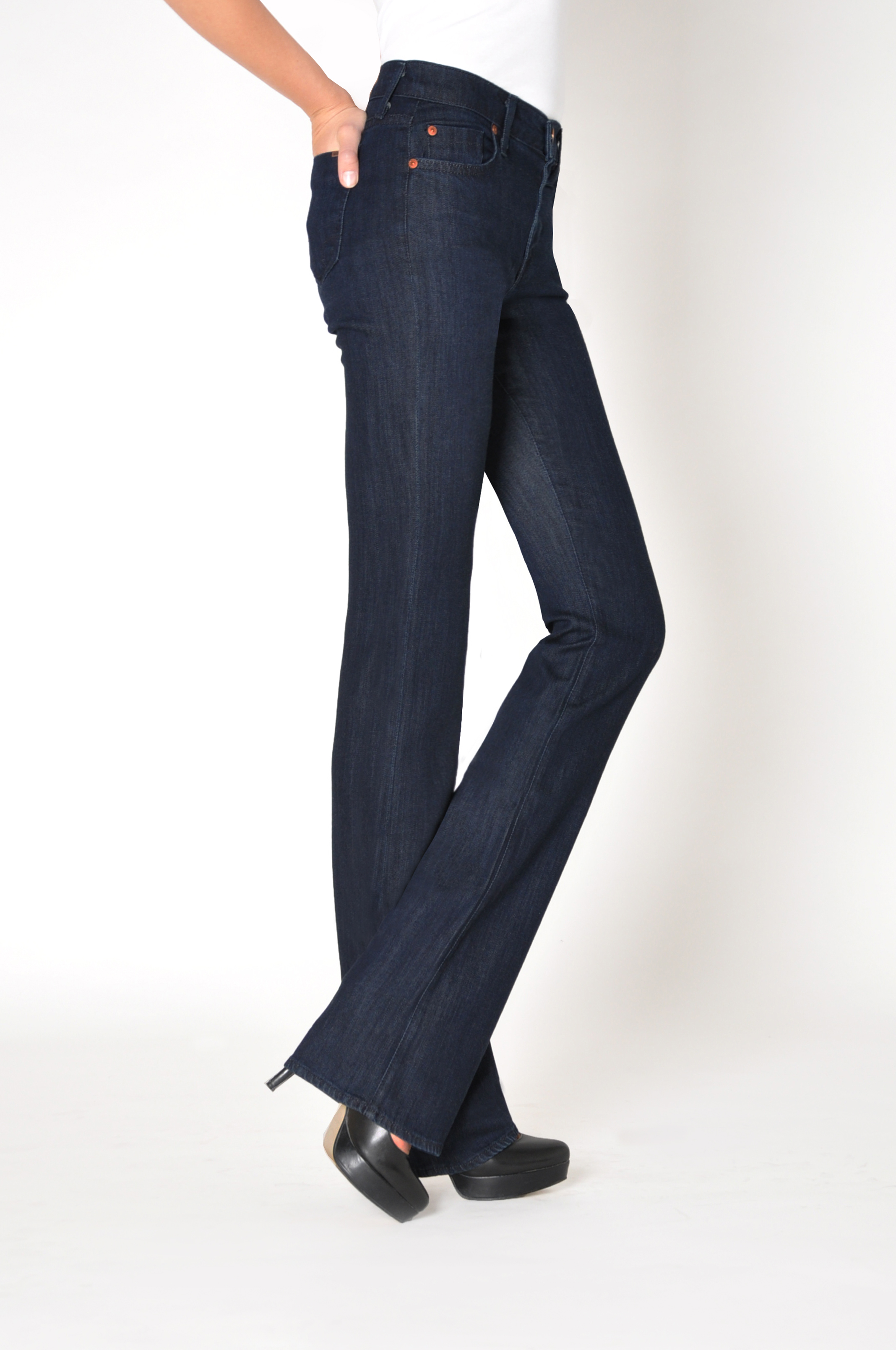 The Blues Jean Bar is offering discounts toward new (full-price) denim when you bring in your old pairs.