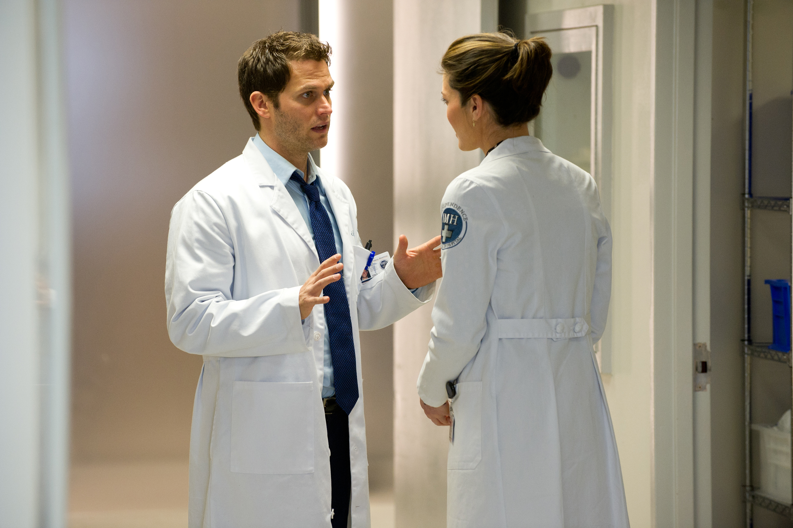 Steven Pasquale with Alana De La Garza.