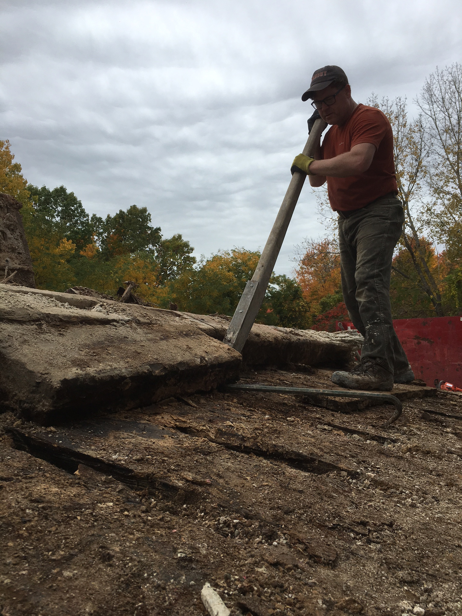 A man dismantled Boston's seaport shipwreck.