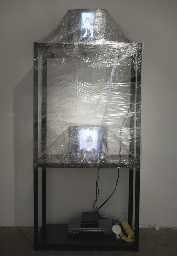Jessica Borusky’s video installation “You’re Great/No Worries” at Howard Art Project.