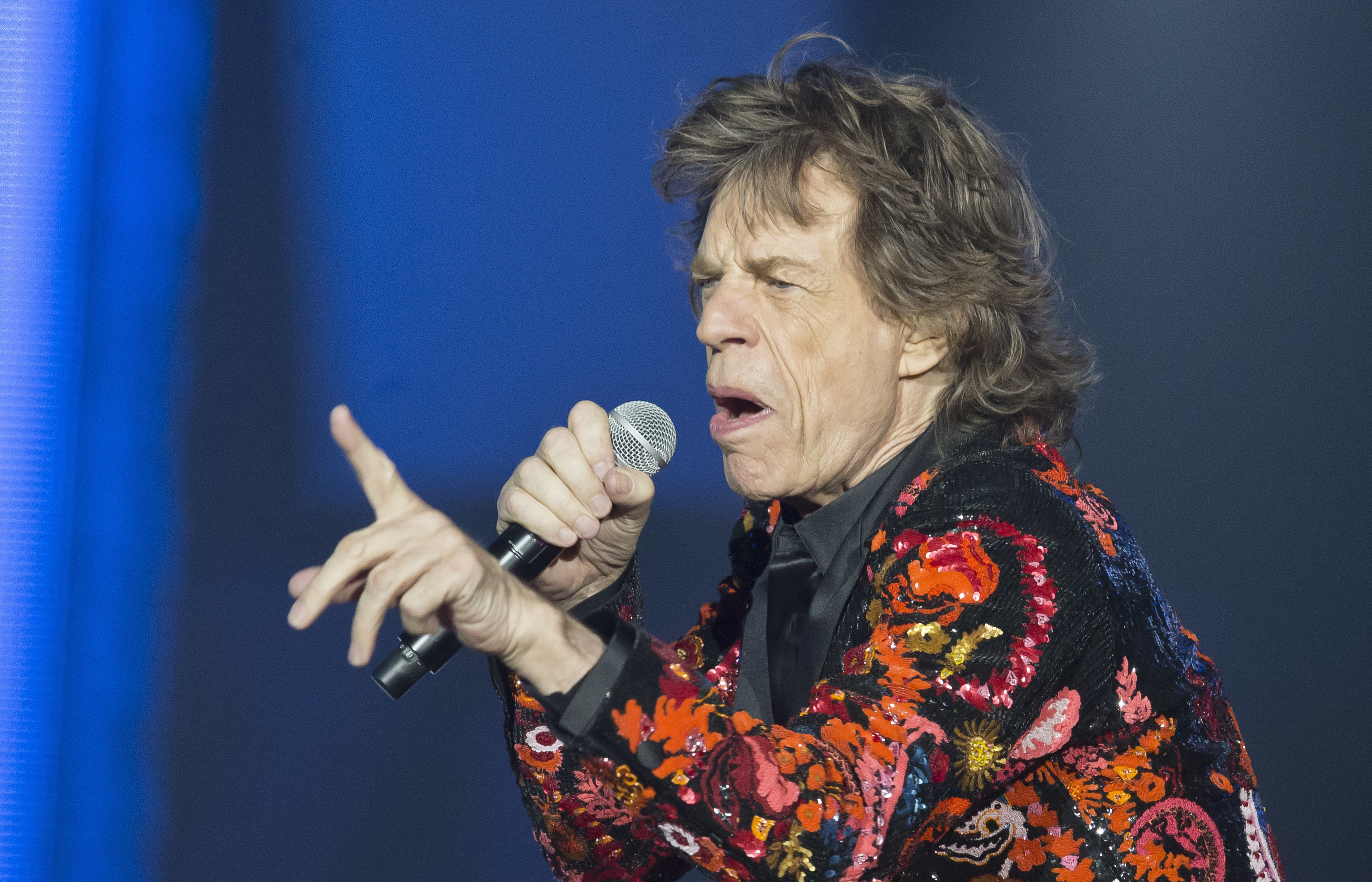 Rolling Stones scrap tour as Mick Jagger seeks medical