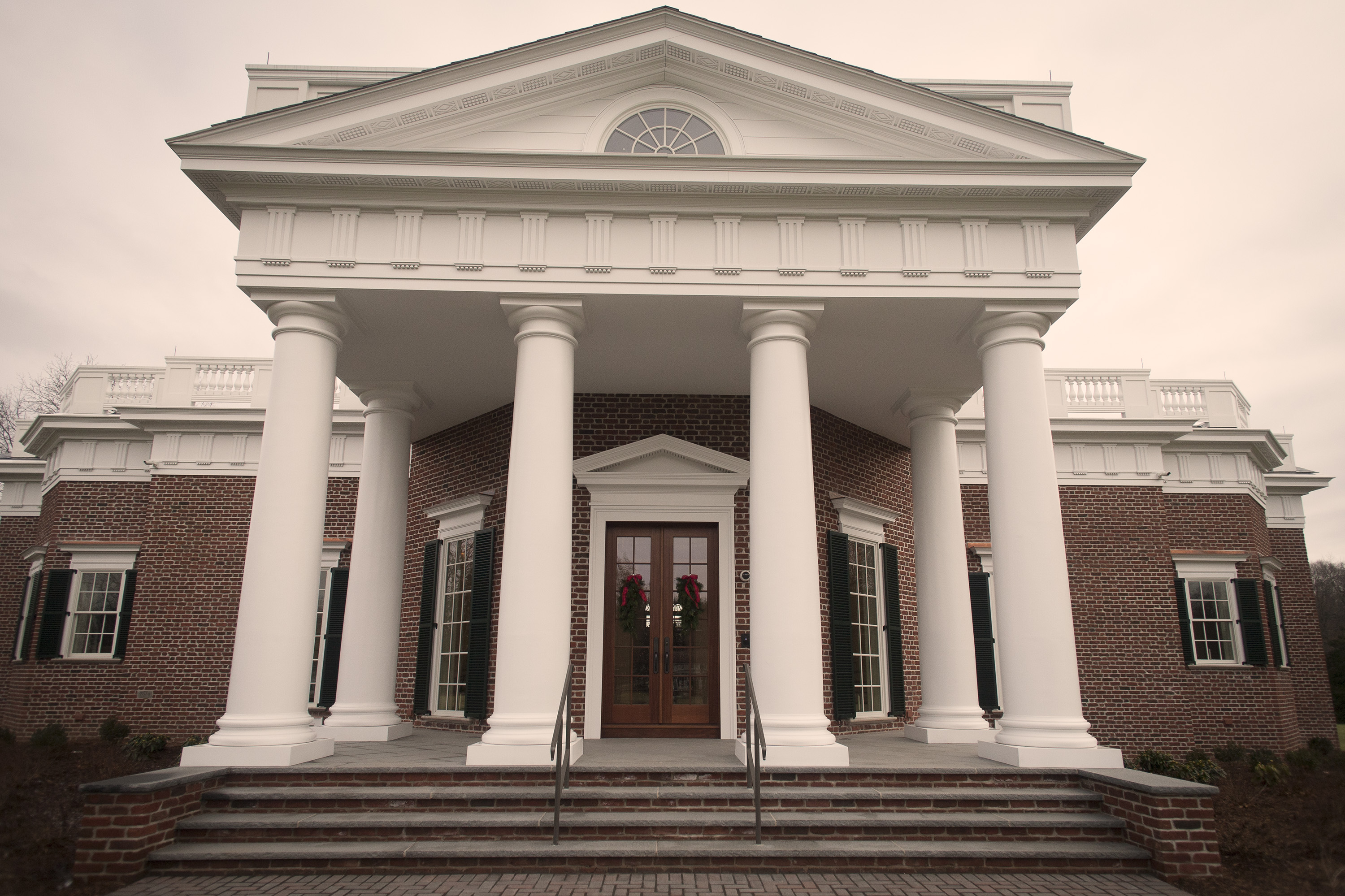 Prestley’s replica features the columns and dome of Jefferson’s original.