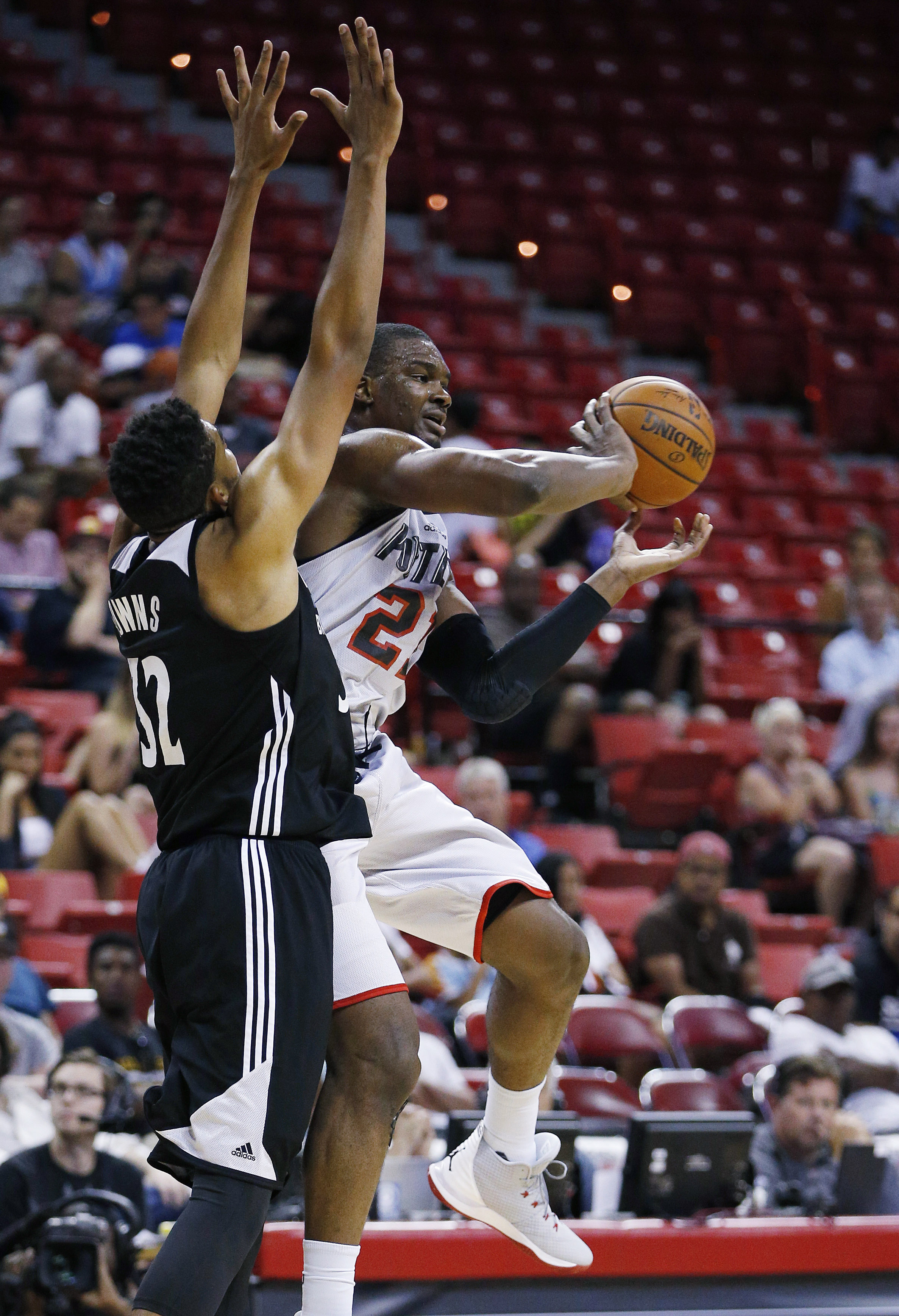 Noah Vonleh (21) has been impressive for the Trail Blazers in summer league.