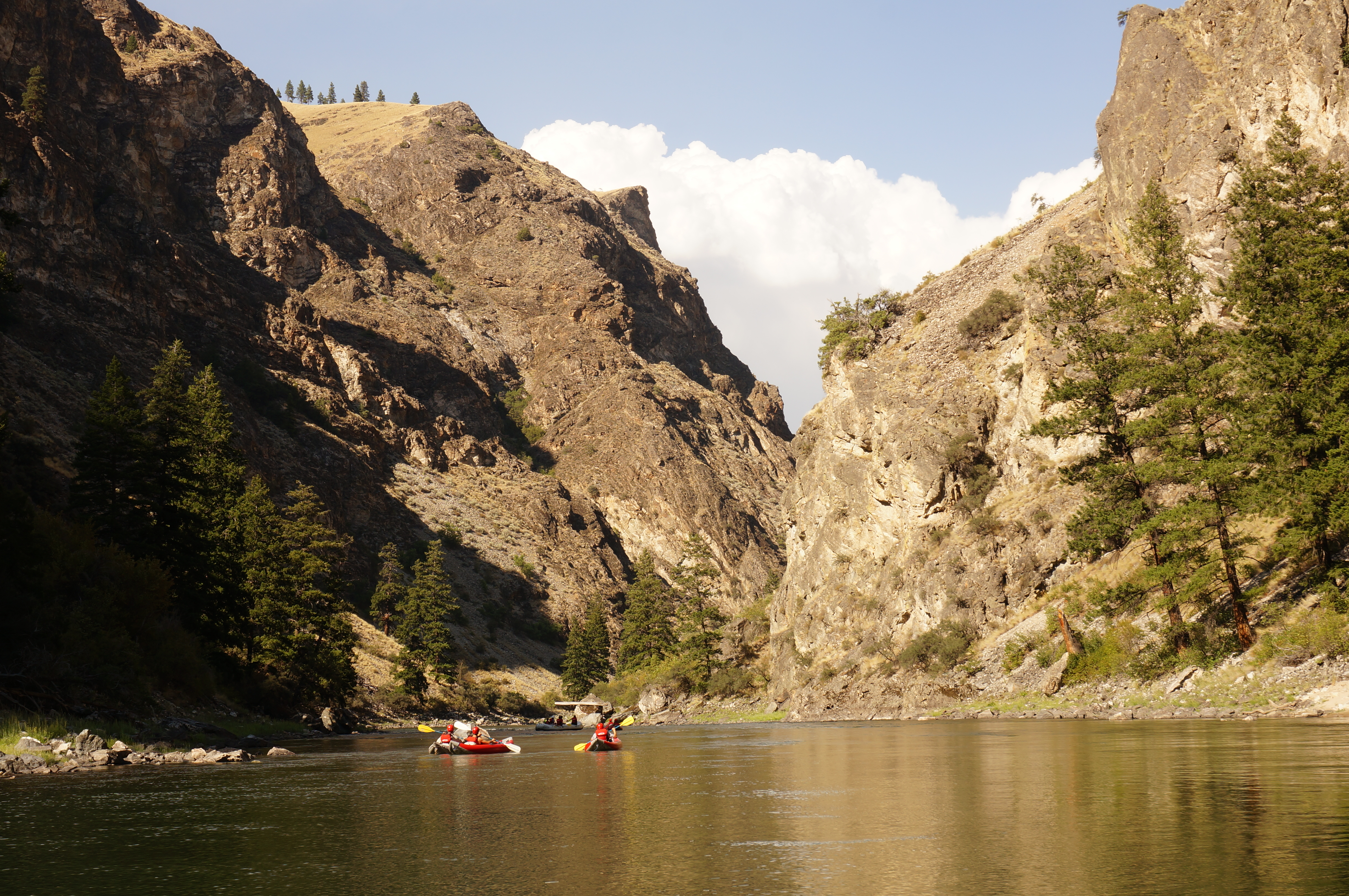 24rafting-- Rafts and kayaks approaching the entrance to the Impassable Canyon on the Middle Fork of the Salmon. CREDIT: David Goodman