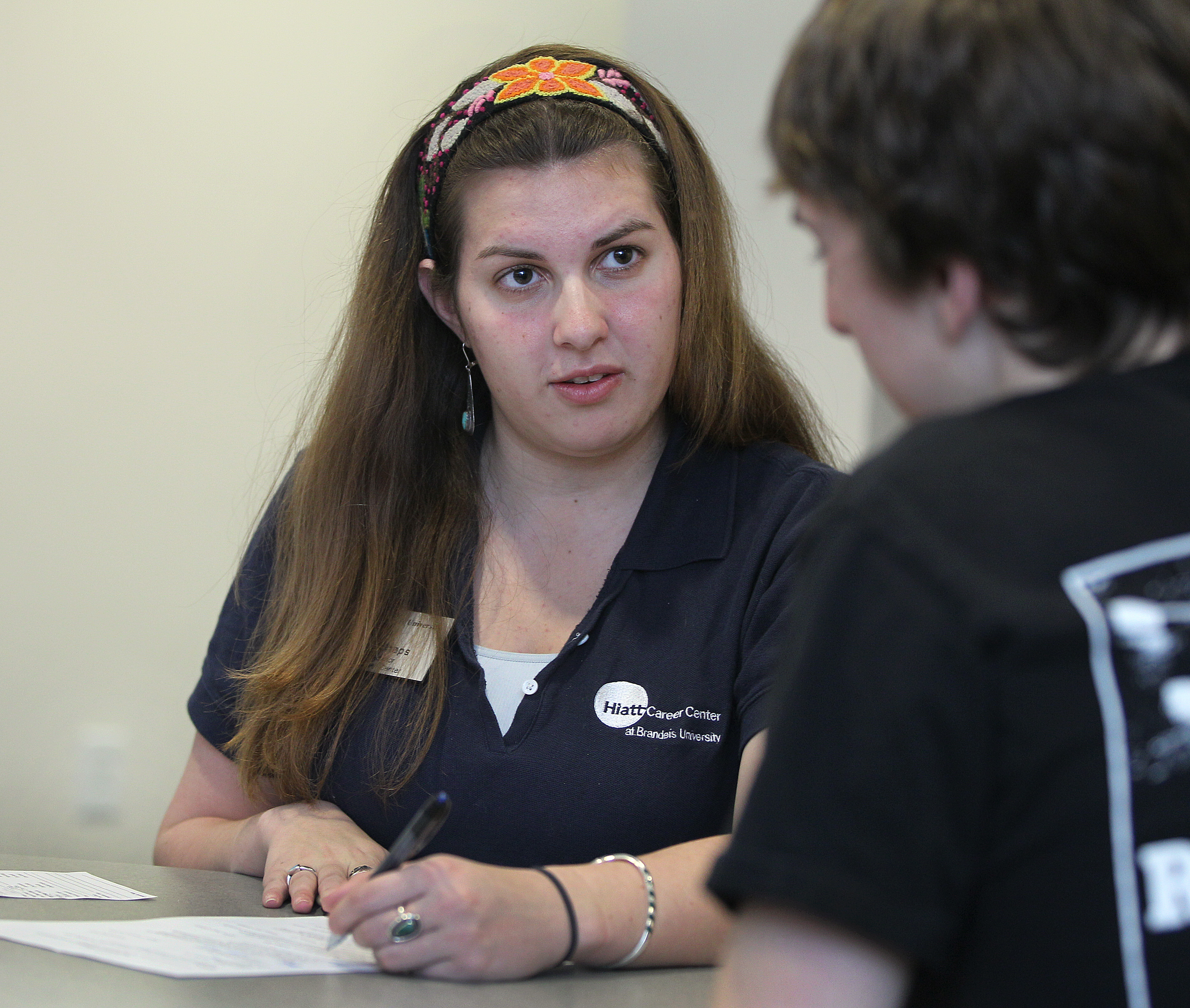 Erica Shaps advised students on social media strategy.