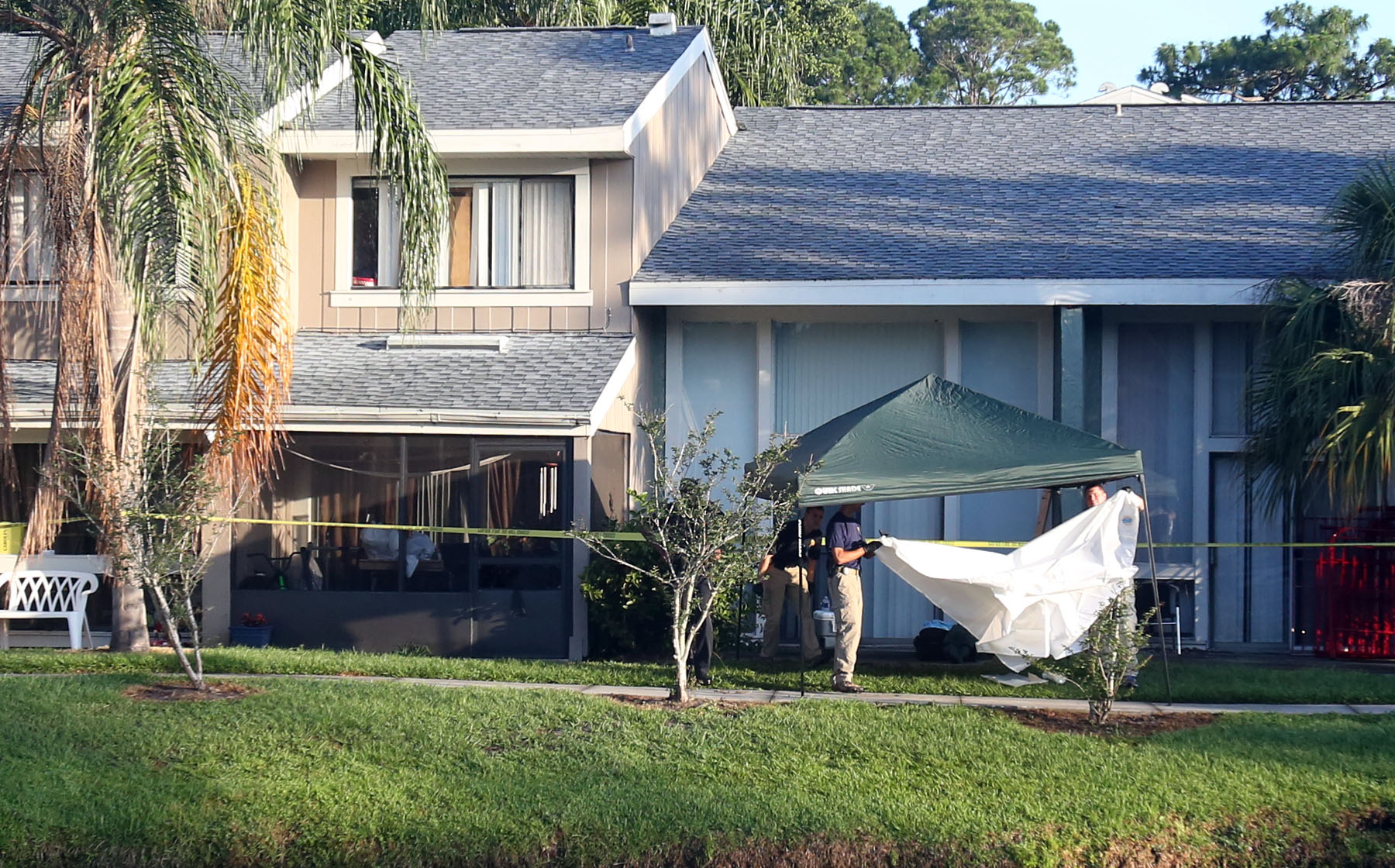 An FBI evidence team was at work at an Orlando apartment in May 2013 after a FBI agent shot and killed Ibragim Todashev during an interrogation.