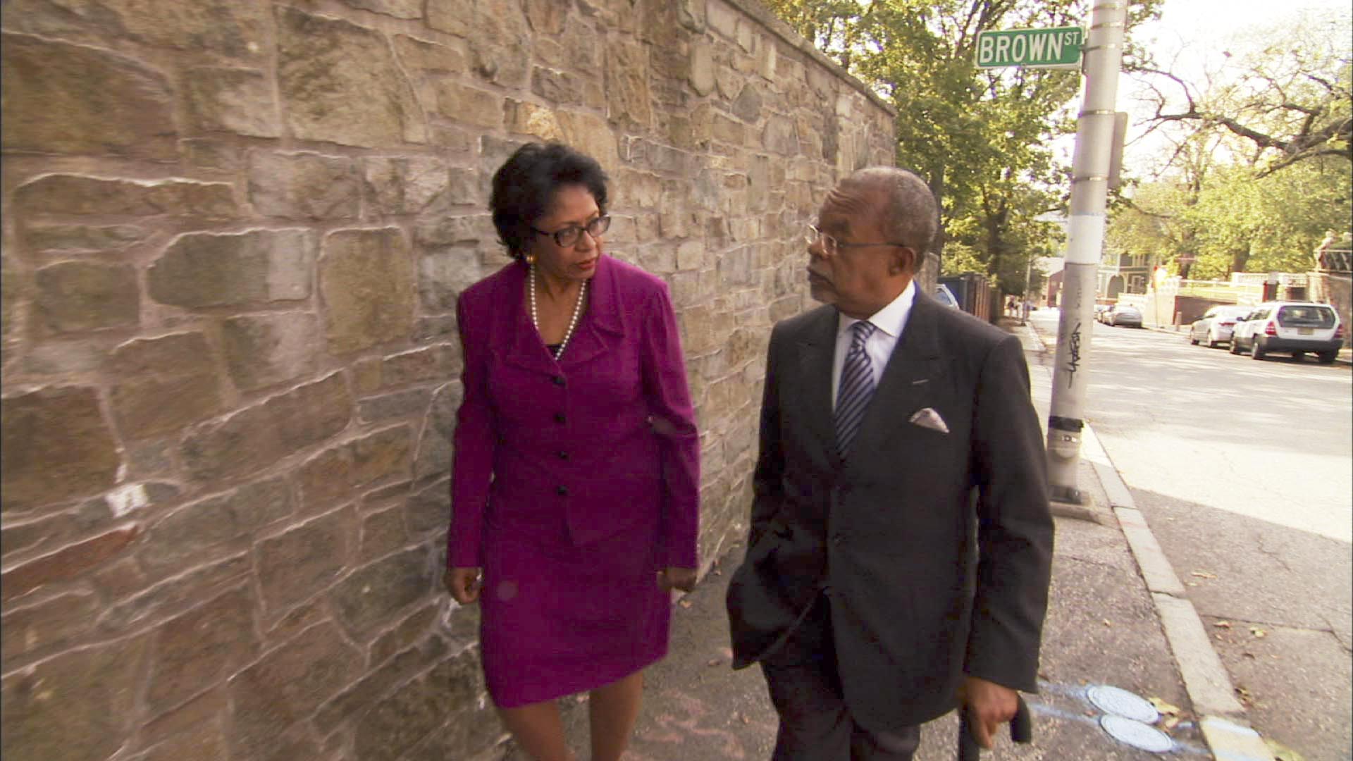 Simmons is pictured with Gates at right.
