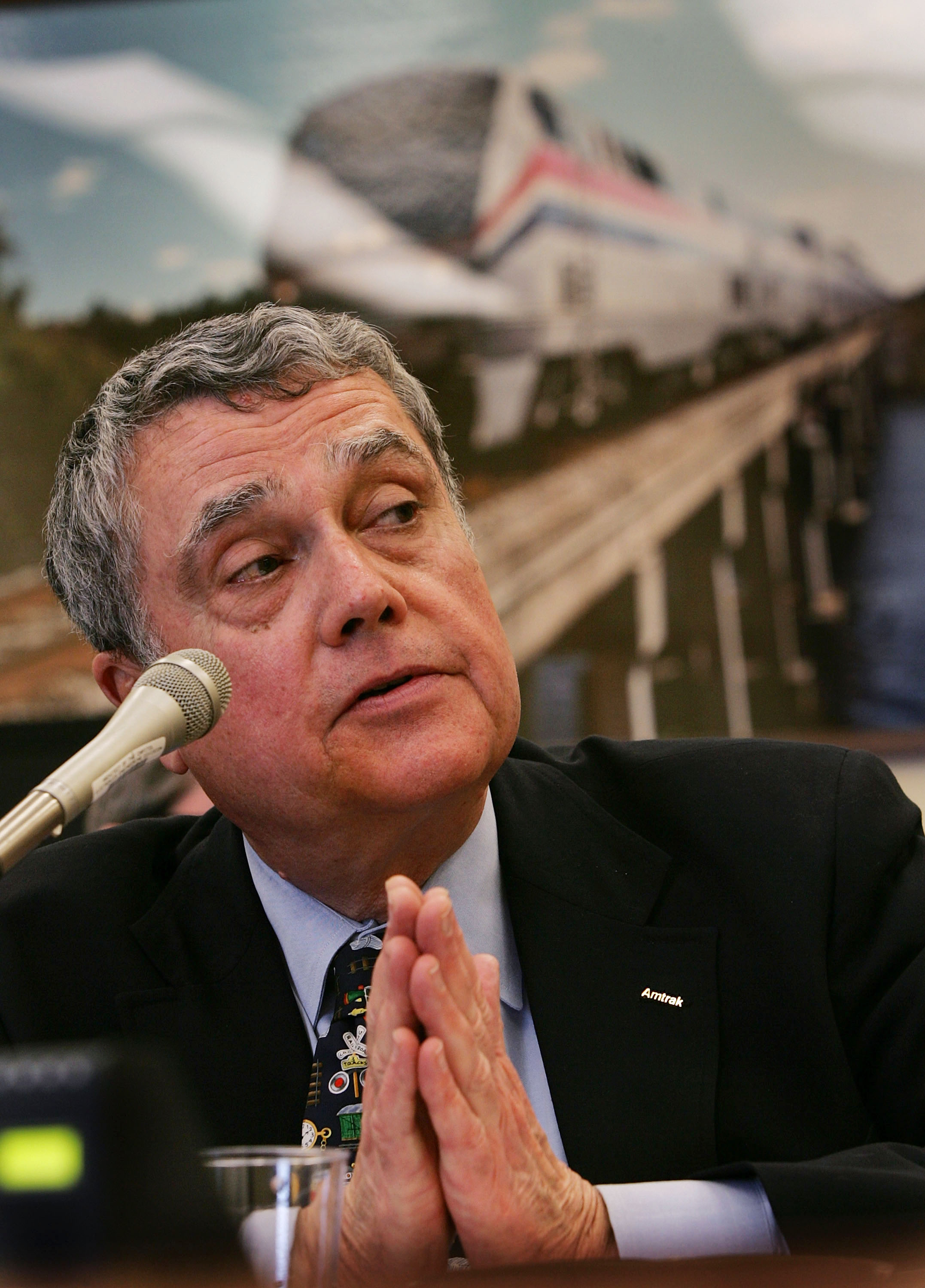 David Gunn, the former chief executive of Amtrak.
