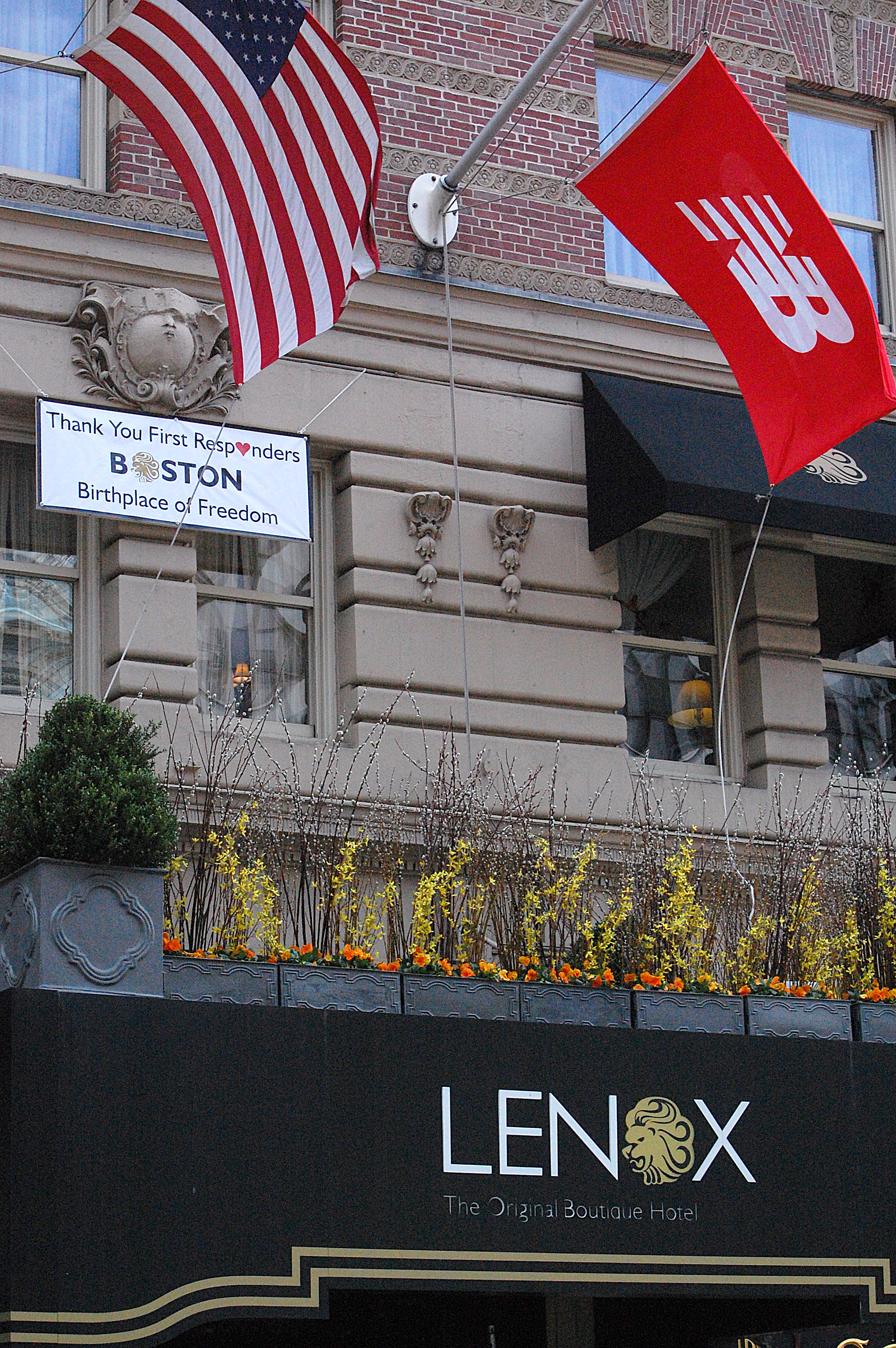 When Lenox supplies started running low, reinforcements rolled in from other local restaurants that offered to help.