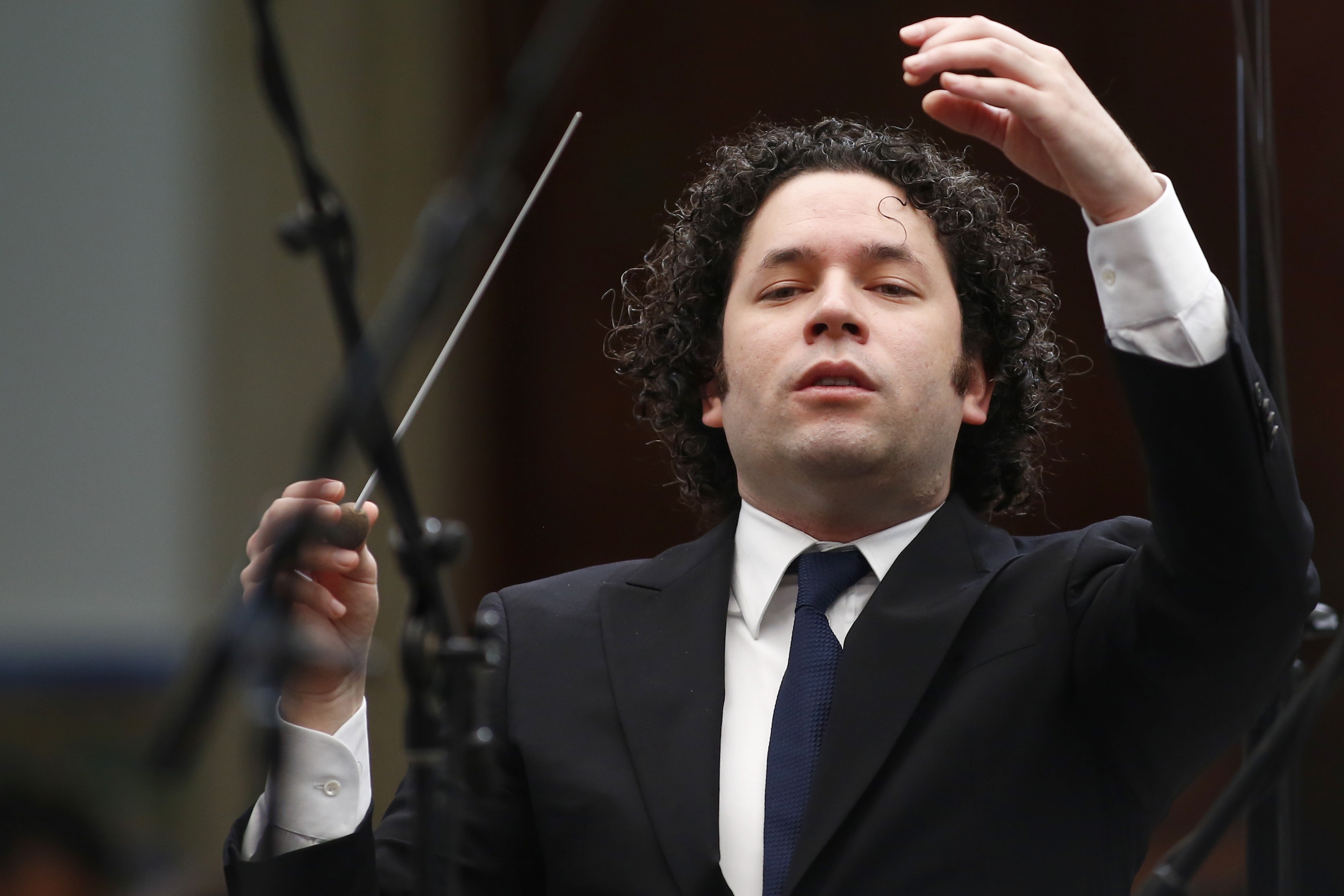 Dudamel’s intensity not dulled by controversy - The Boston Globe