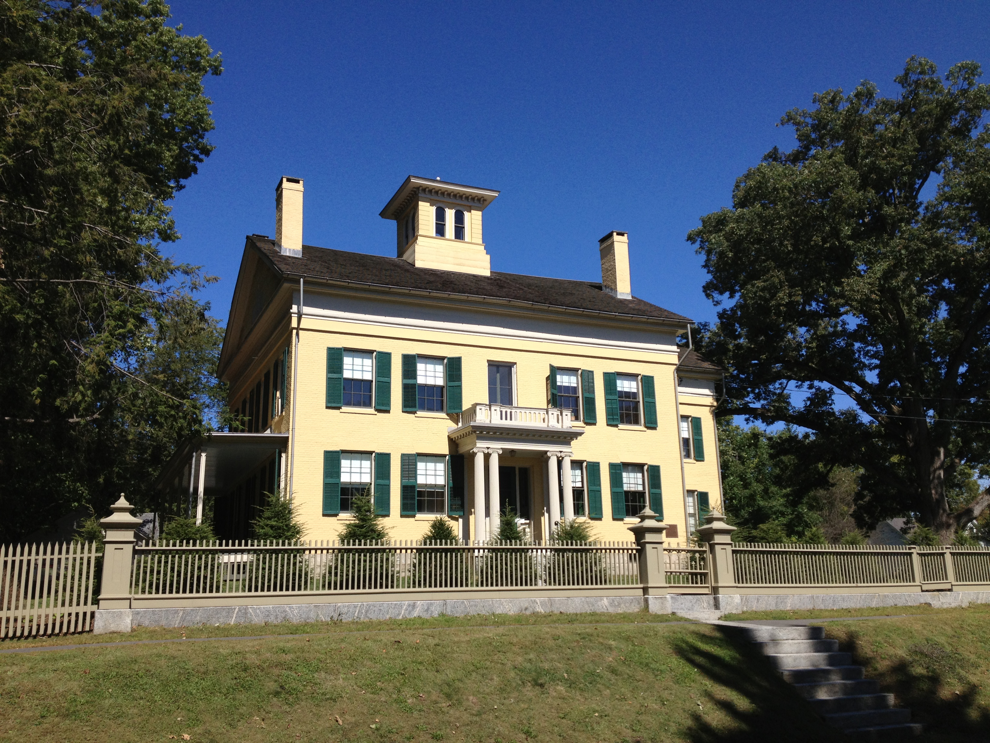 The Homestead, built around 1813 for Emily Dickinson’s grandparents, was where Emily was born in 1830. Her family moved to another house in 1840, but moved back here in 1855. Emily and her sister, Lavinia, lived here for the rest of their lives.