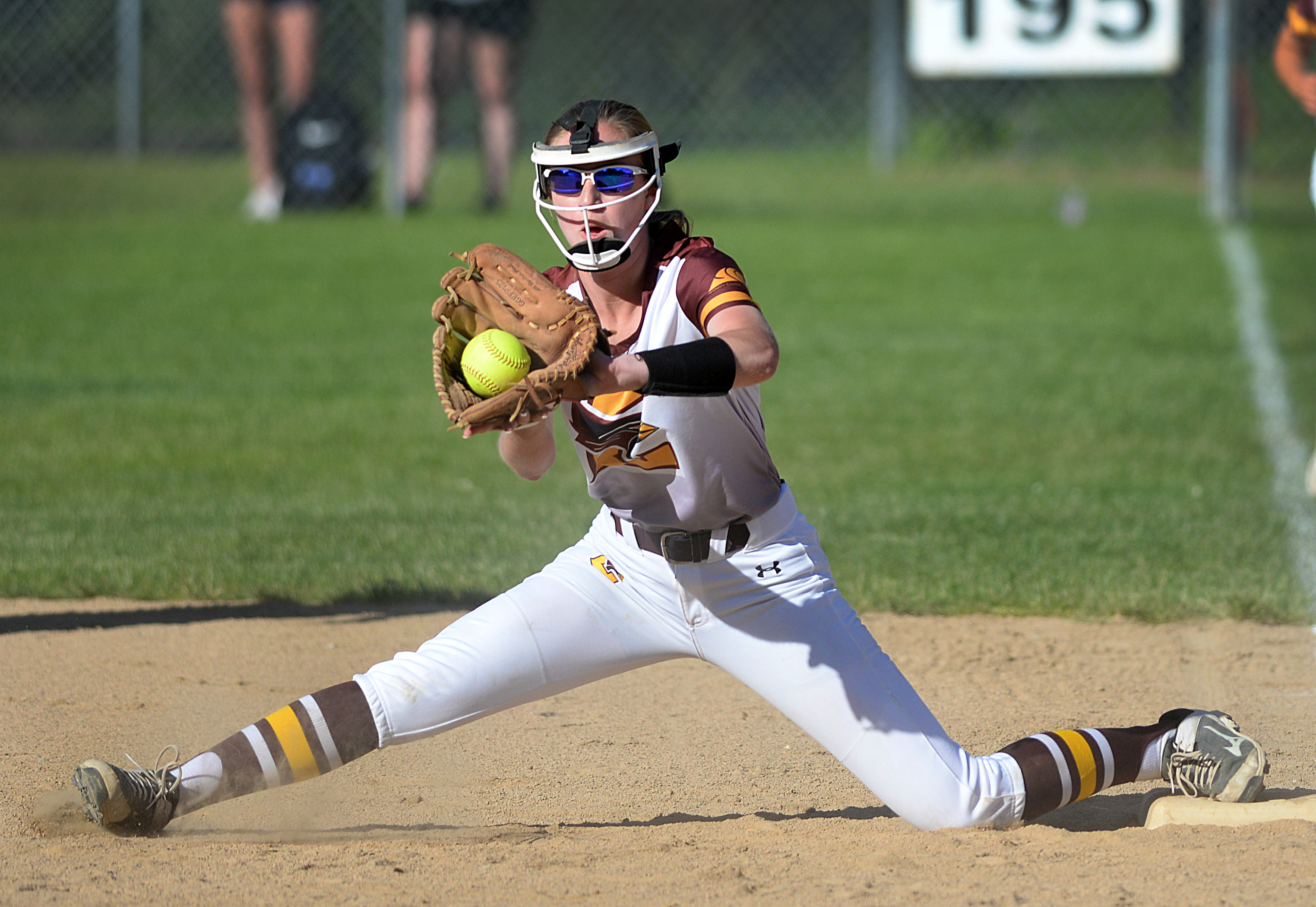 D'Alessio Dominates: Plymouth State Softball - 3nipl28