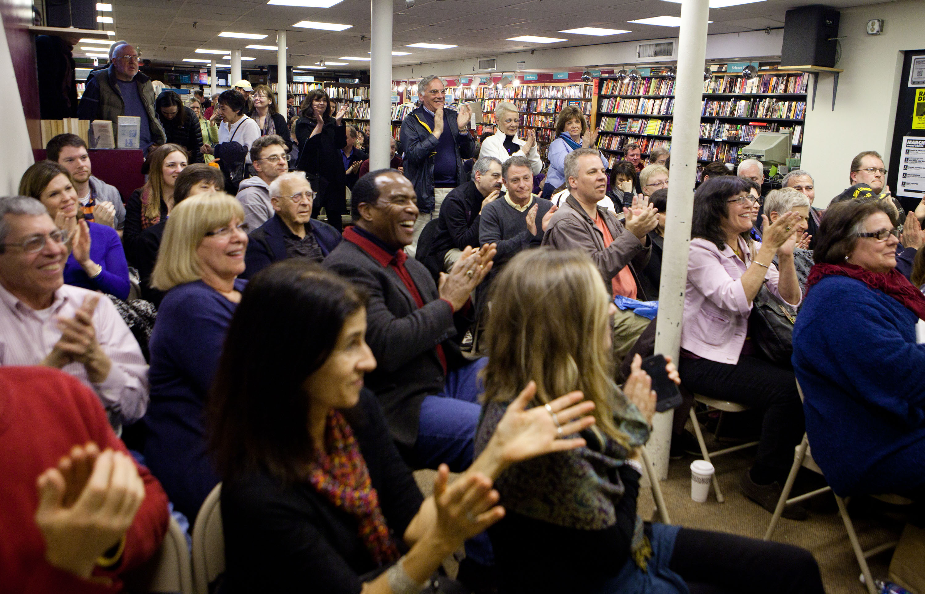 The audience reacts to Chris Matthews at the Brookline Booksmith during his author appearance event.