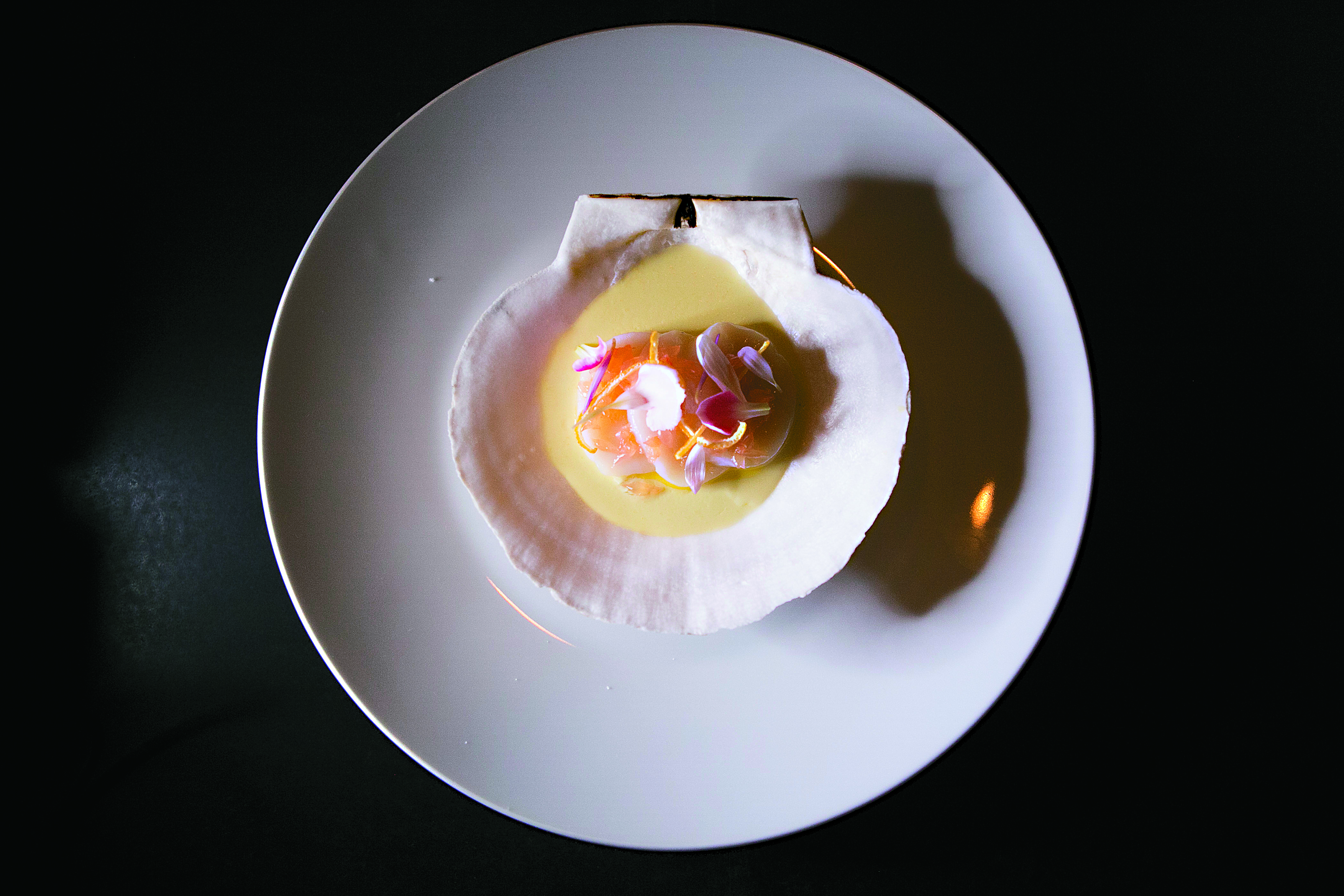 The sea scallop at the Tasting Counter.