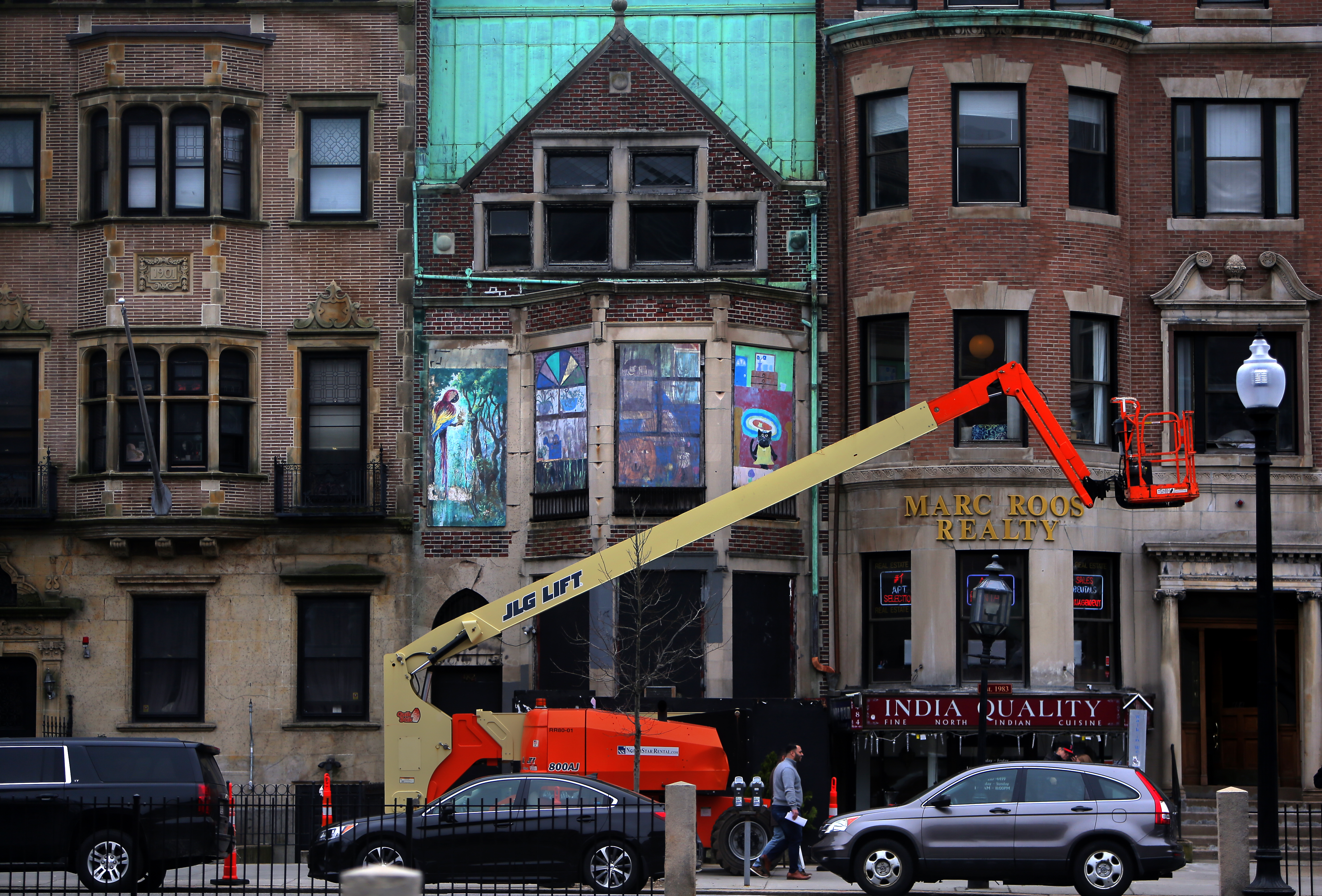 A business moved out of 482 Comm. Ave. in Kenmore Square about 25 years ago.