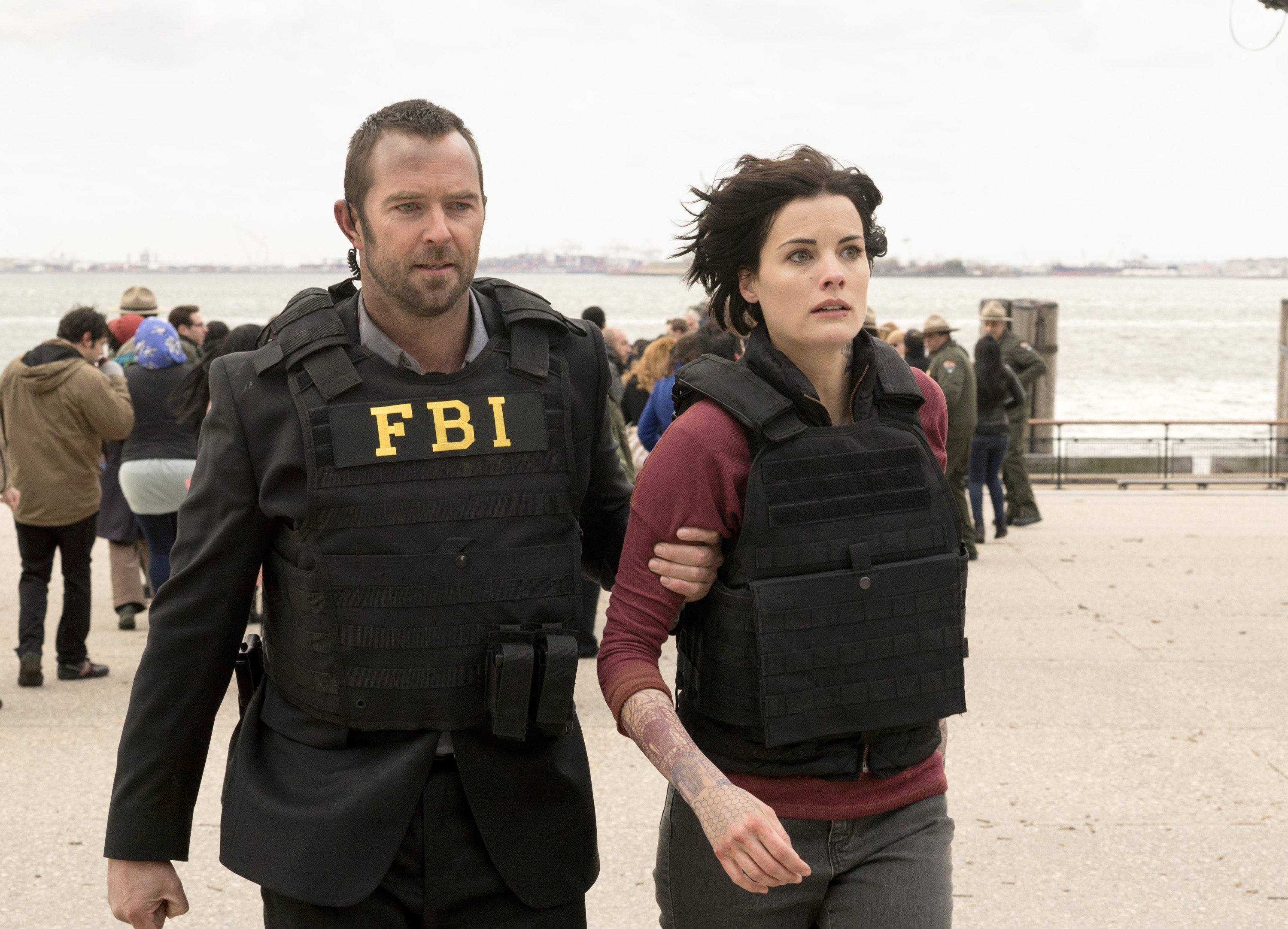 Sullivan Stapleton and Jaimie Alexander in “Blindspot.”