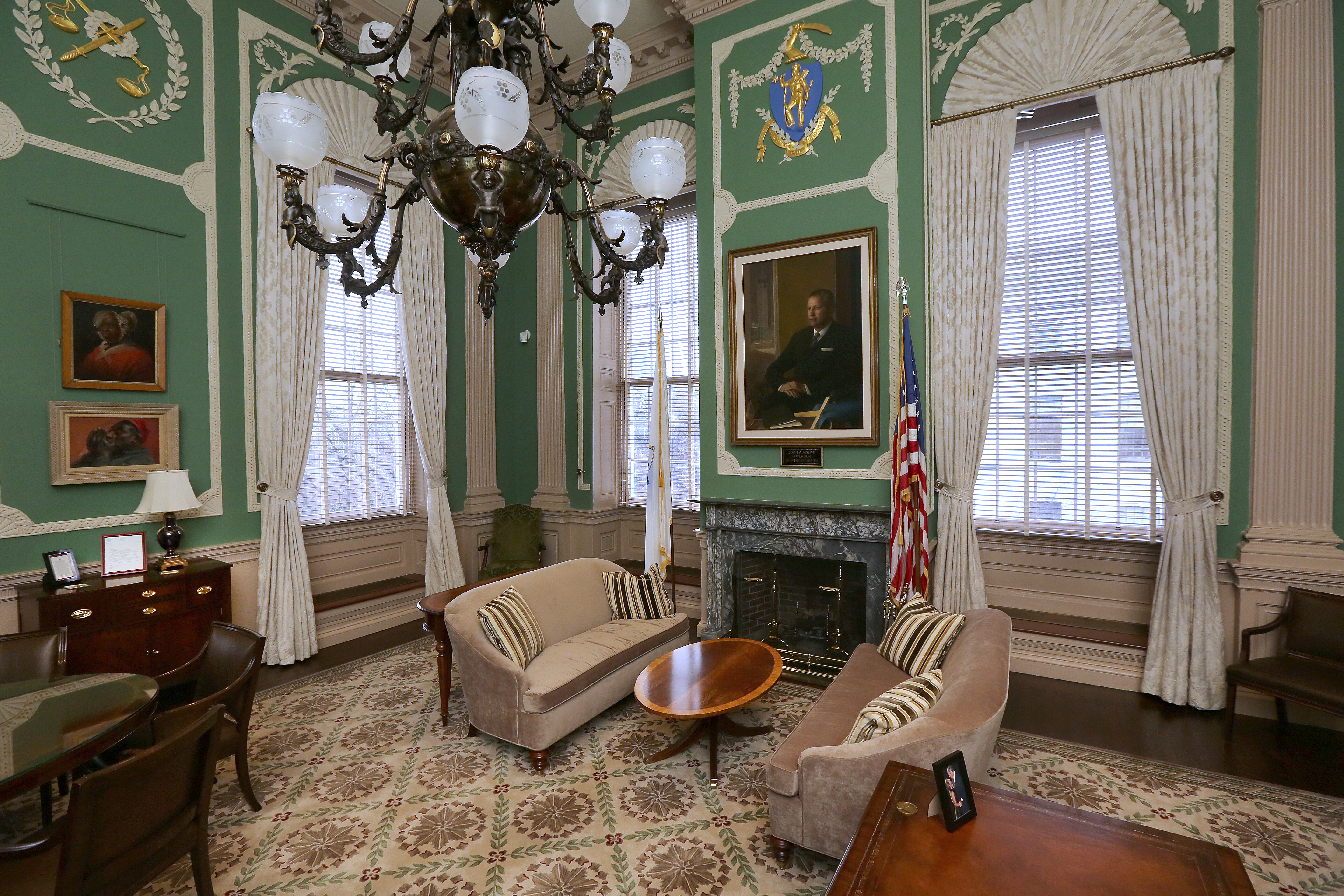 Charlie Baker eschewed the swanky digs Deval Patrick and other governors have occupied in the State House.