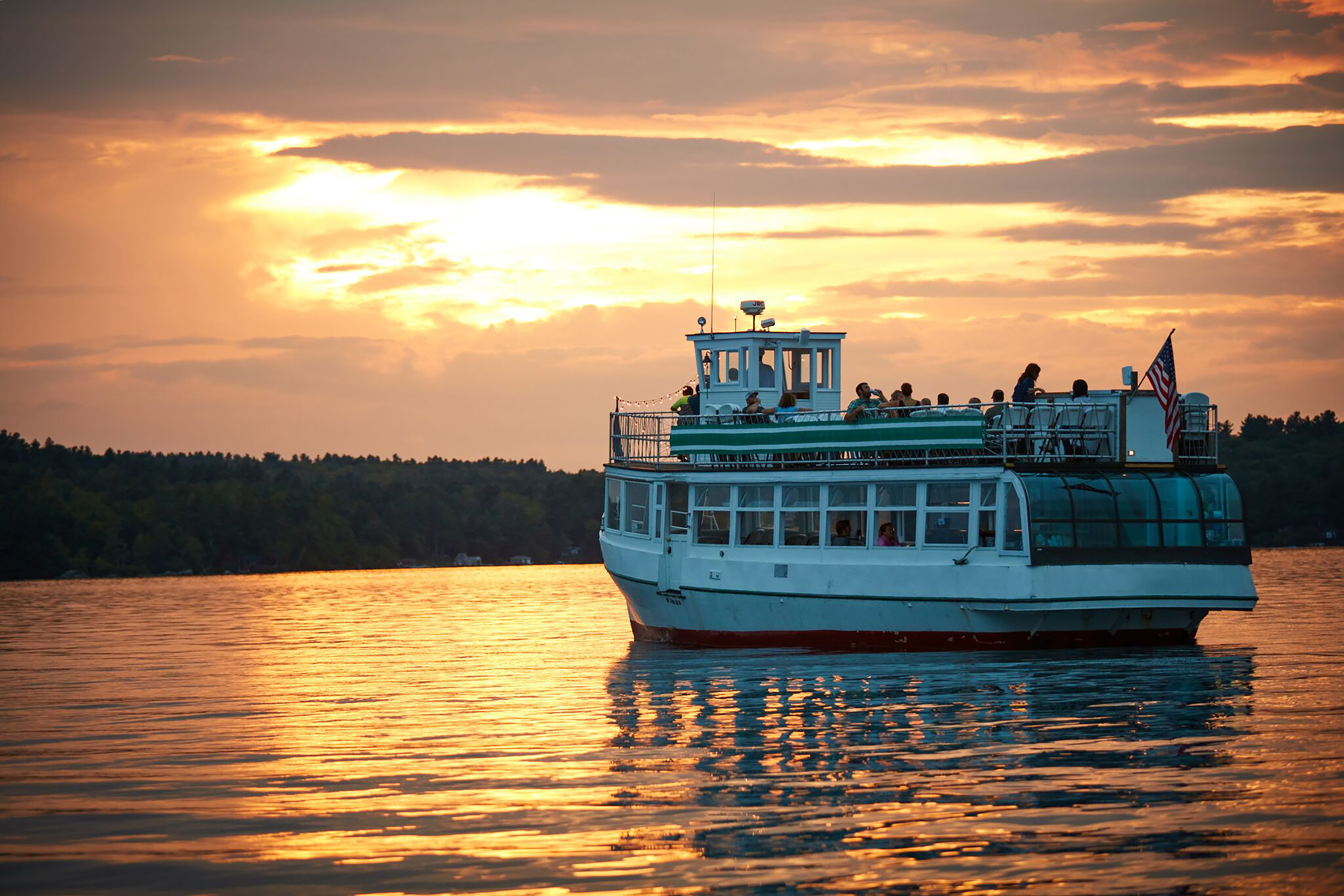 Narrated boat tours are popular on Lake Sunapee.