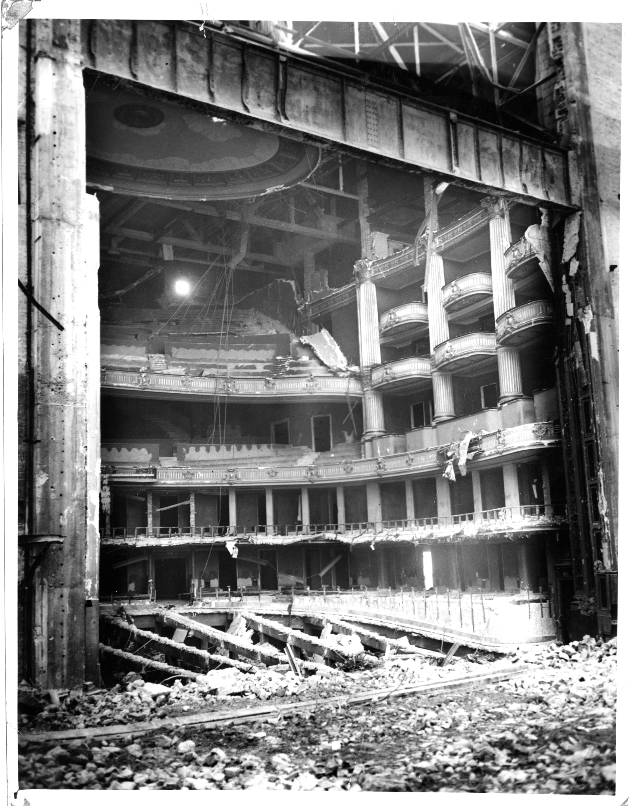 The original Boston Opera House being demolished in 1958.