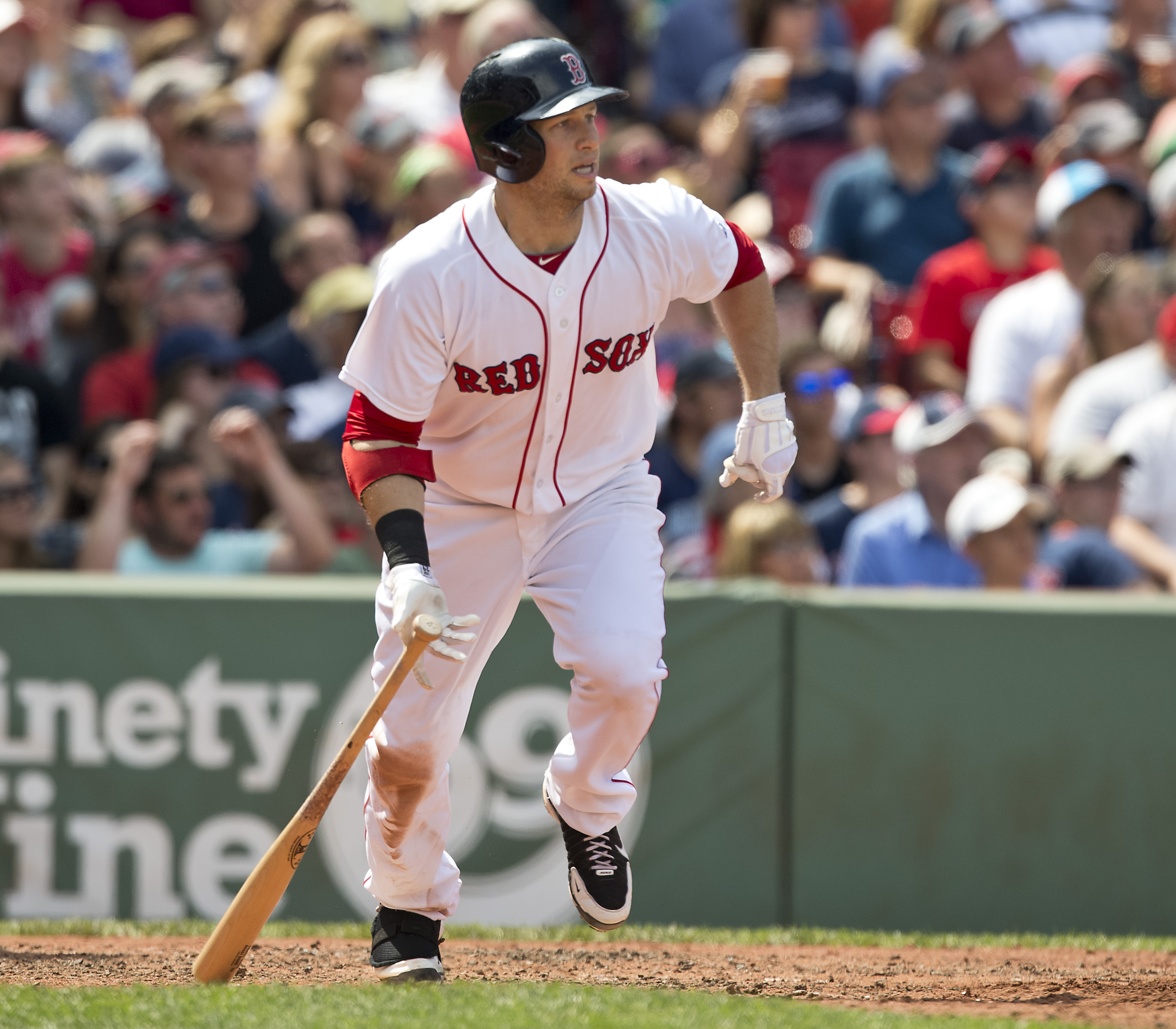David Ross Daniel Nava Power Red Sox Win The Boston Globe