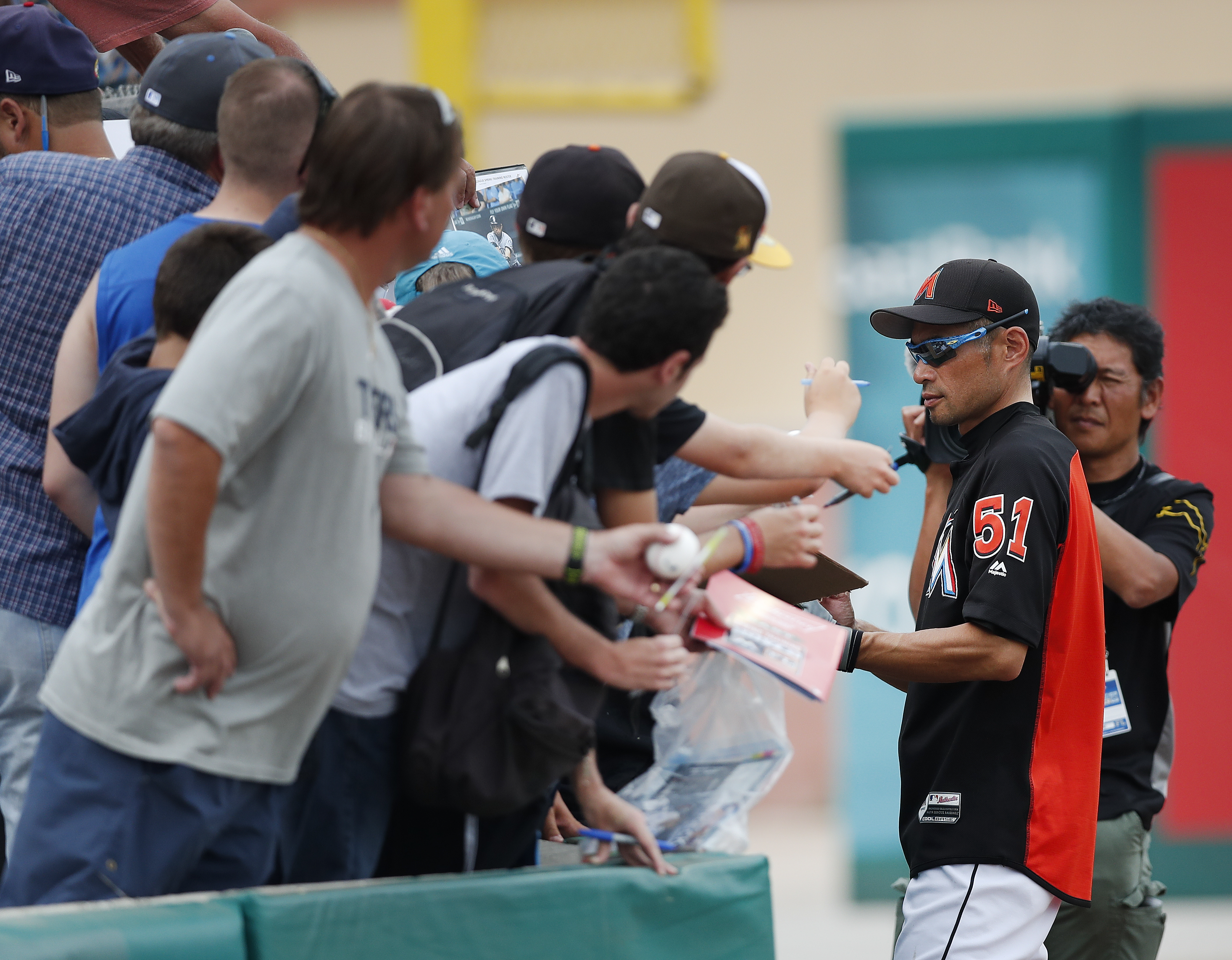 Ichiro Suzuki batted .295 in 16 spring training games this year.