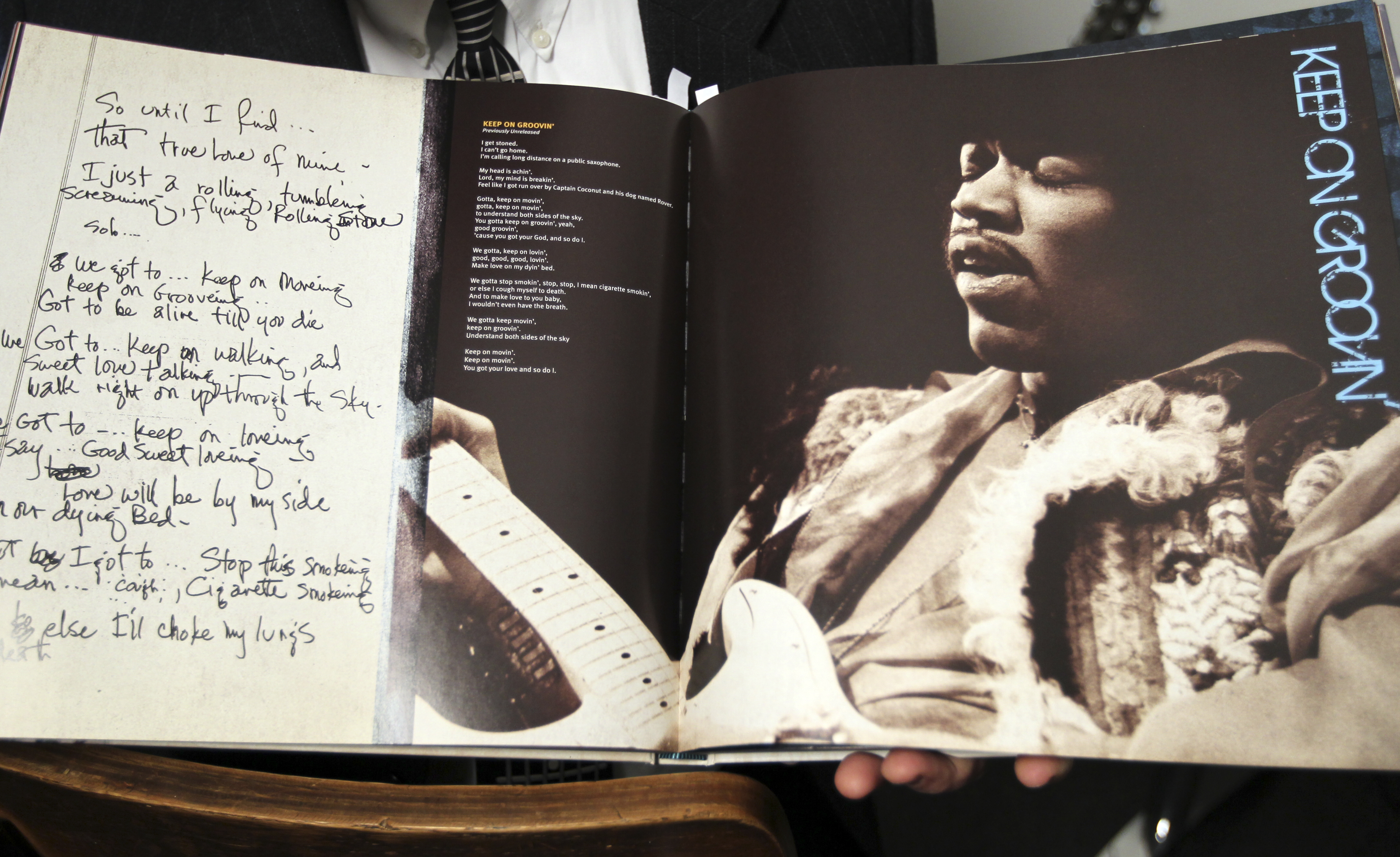 A Hendrix lyric book with a photo from that night’s performance.