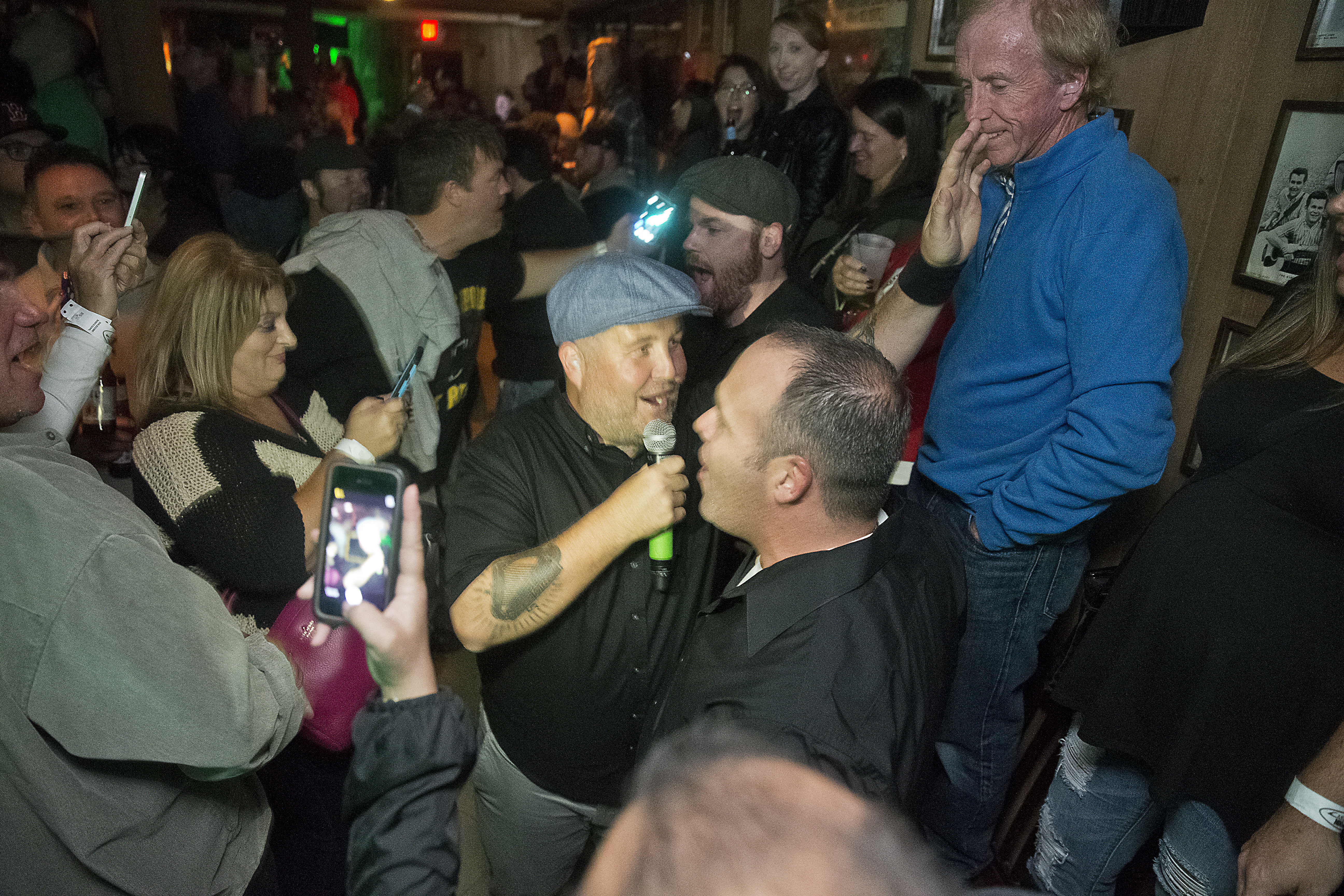 Casey interacted with the fans during the performance. About 250 fans packed into the Wollaston Beach bar for one final fling.