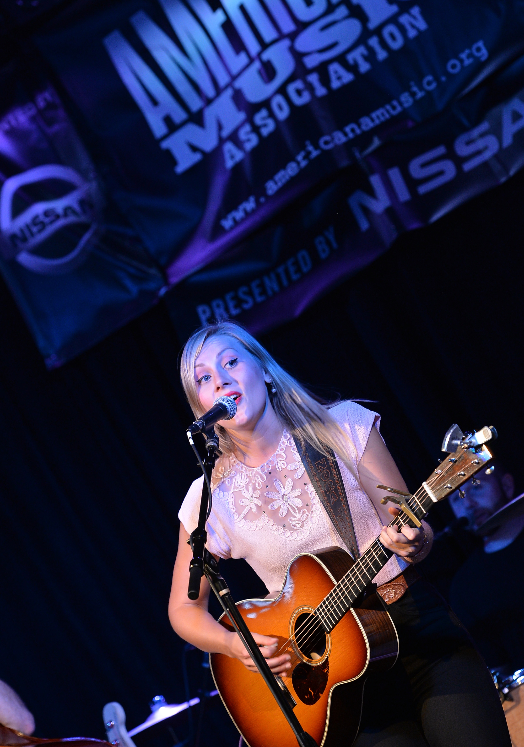 Nora Jane Struthers & the Party Line.